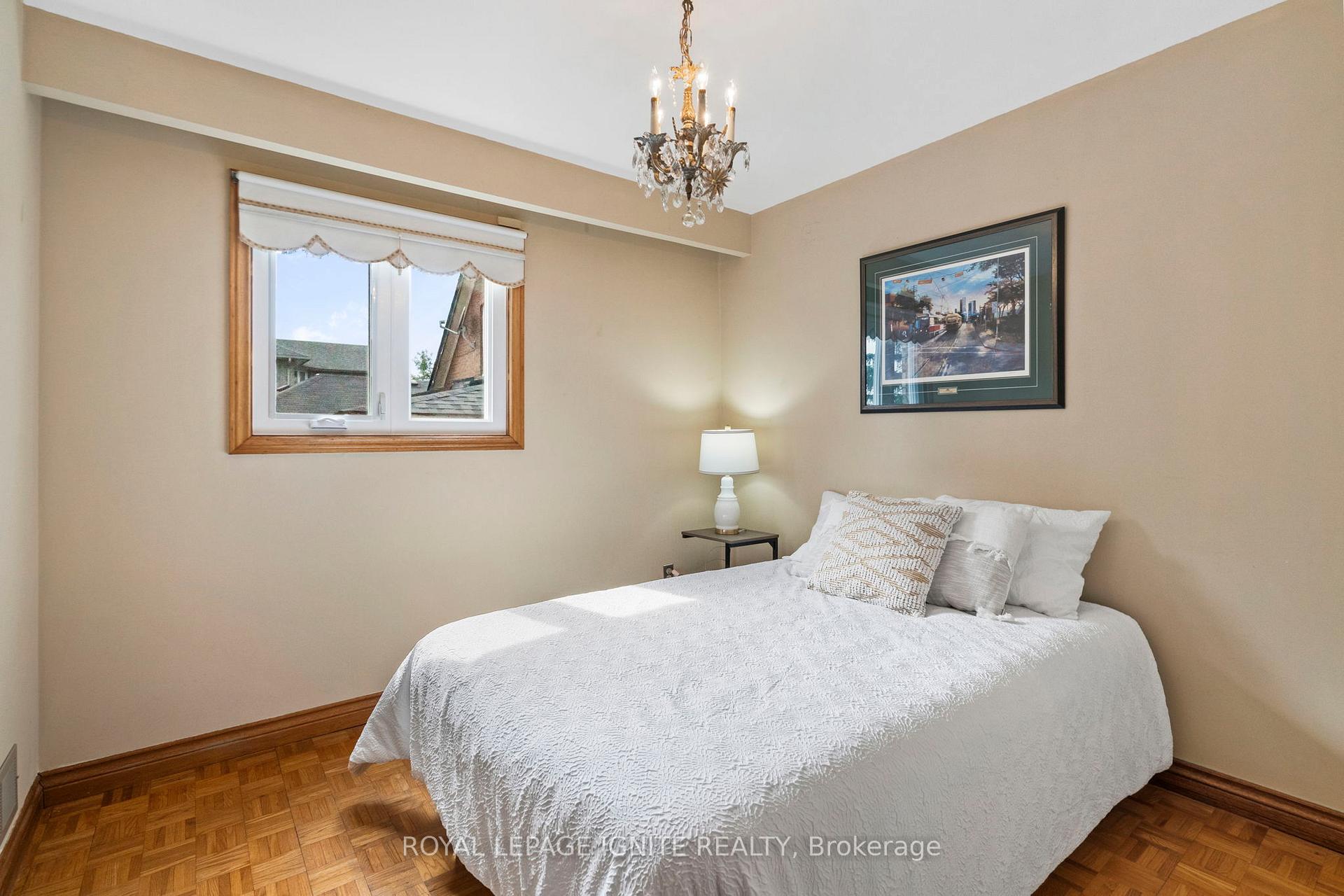 Photo 25 of 29 Ellerby Square N, Vaughan, West Woodbridge — HOMEH