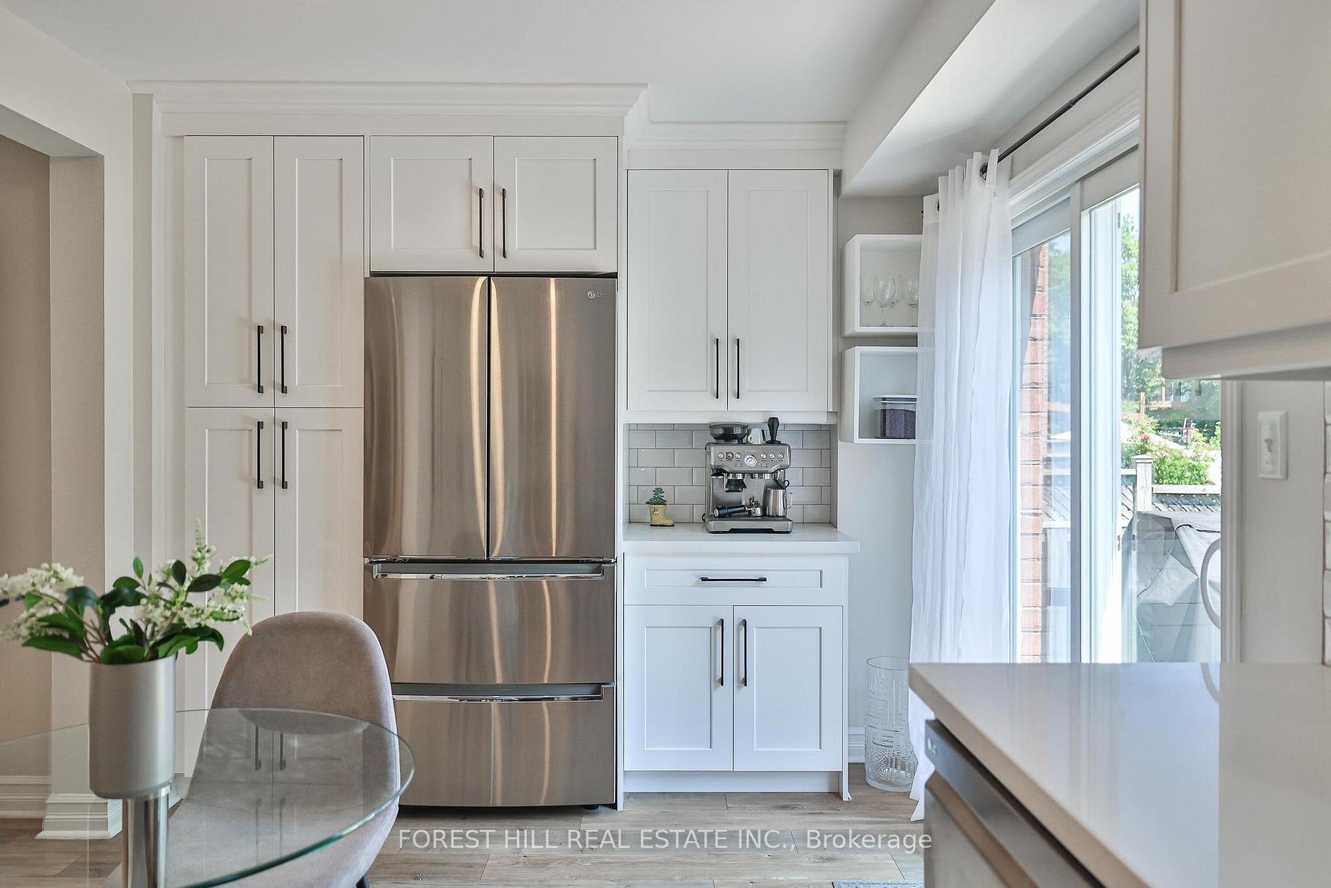 Photo 15 of 27 Yellowood Circle, Vaughan, Patterson — HOMEH