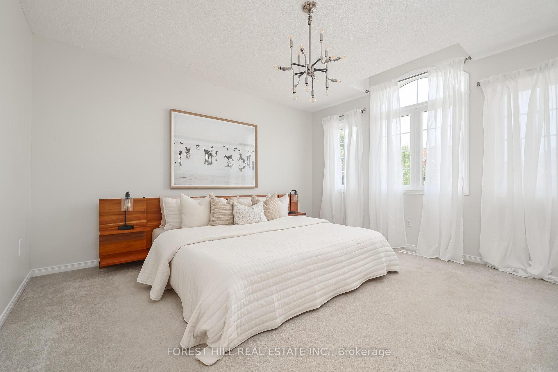 Photo 16 of 27 Yellowood Circle, Vaughan, Patterson — HOMEH