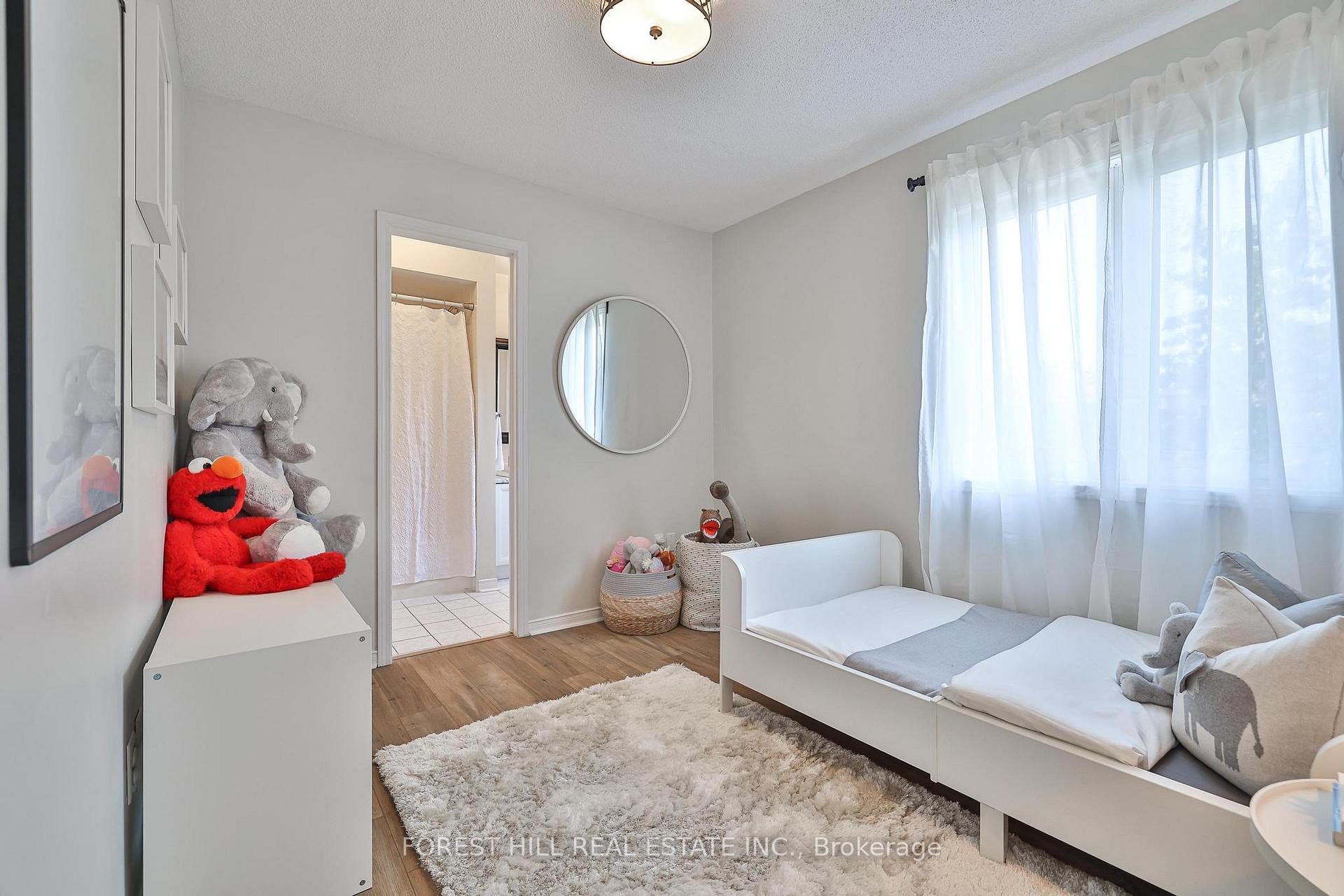Photo 28 of 27 Yellowood Circle, Vaughan, Patterson — HOMEH