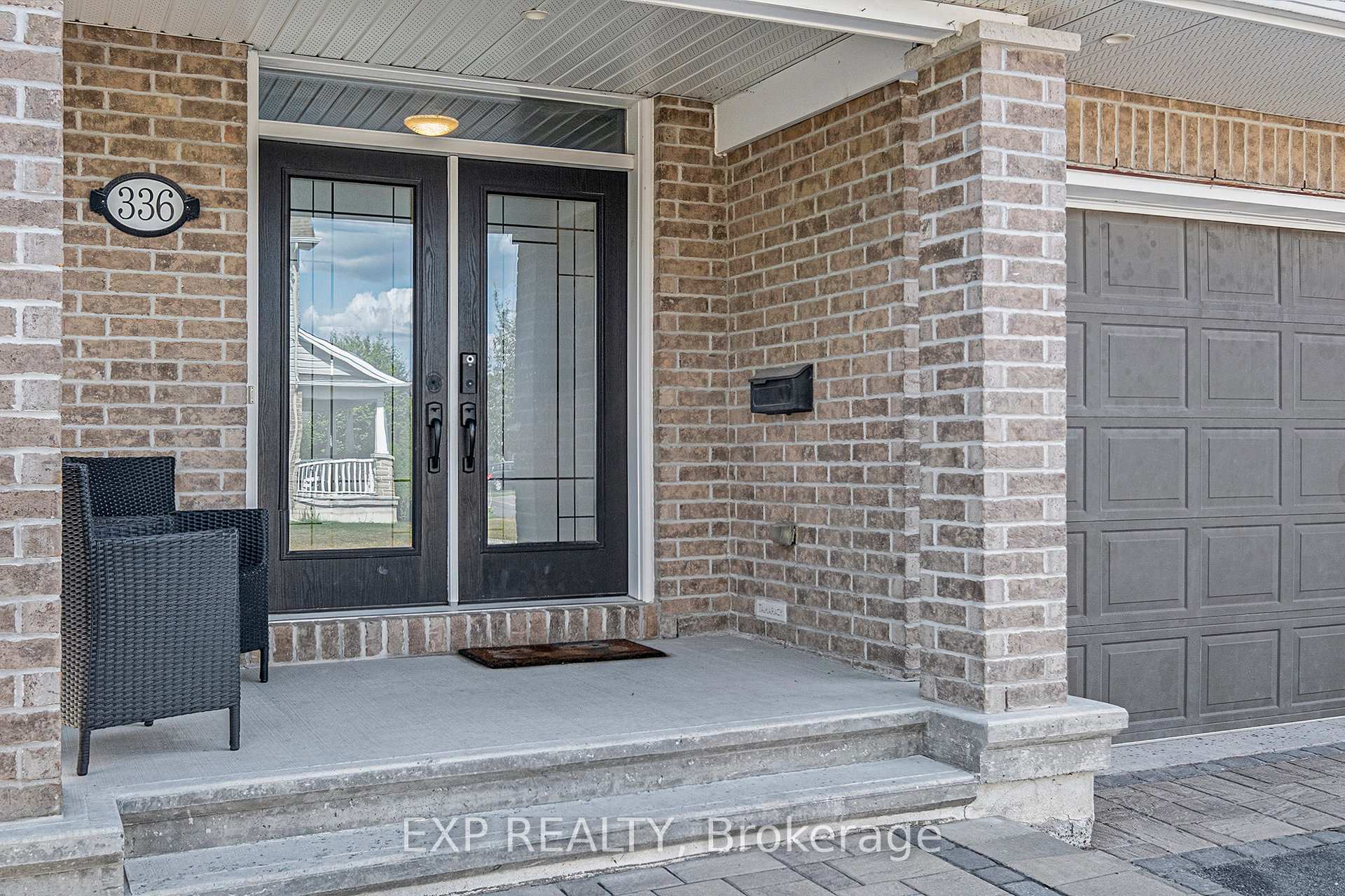 Photo 3 of 336 Towhee Place, Ottawa, Barrhaven - Half Moon Bay — HOMEH