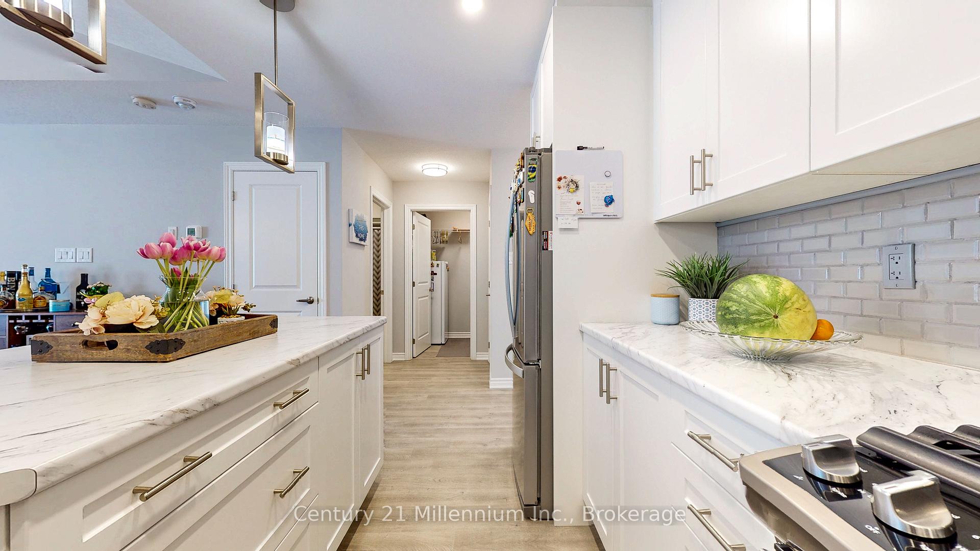 Photo 9 of 15 Ivy Crescent, Wasaga Beach — HOMEH