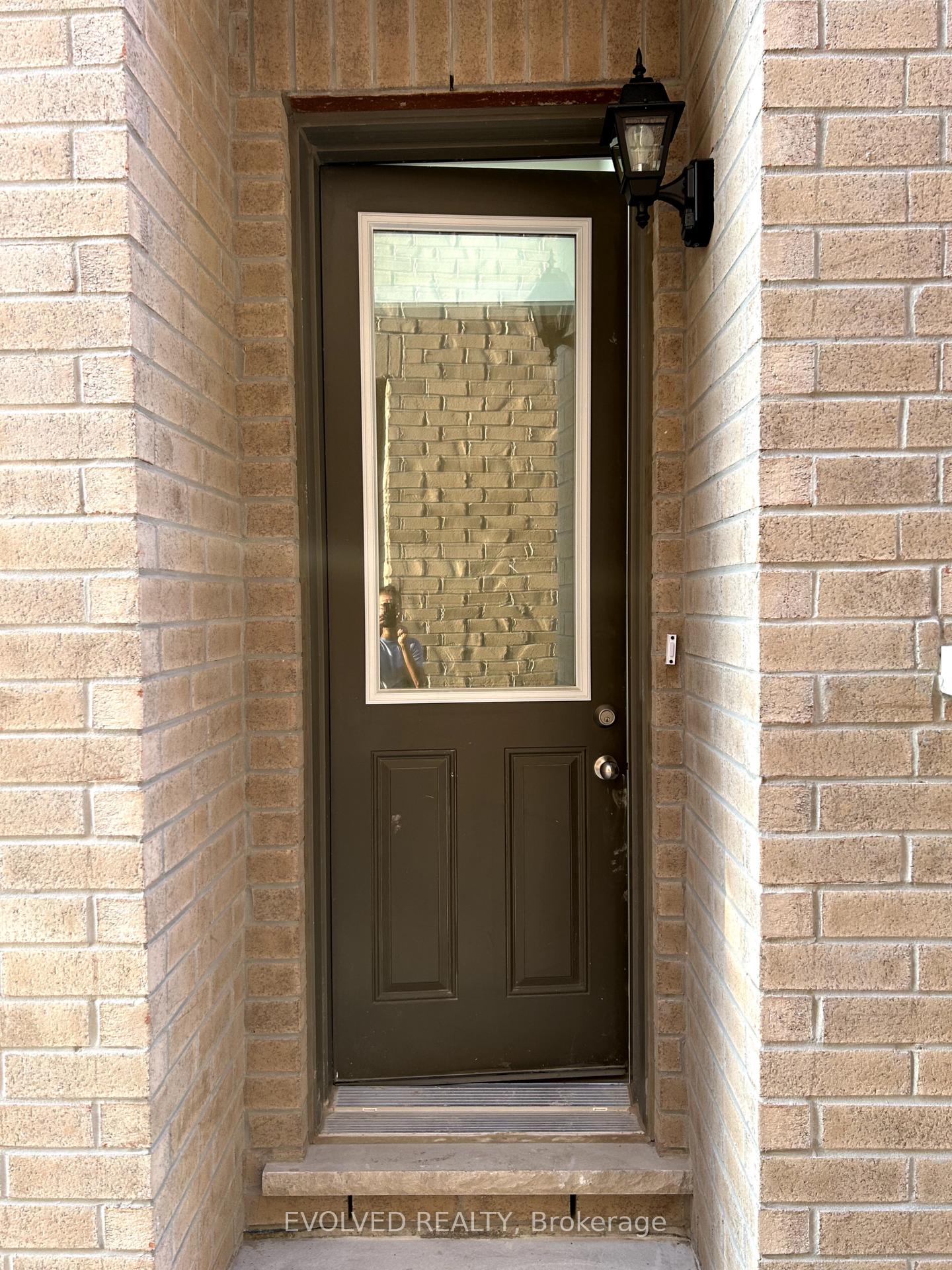 Photo 1 of Unit Lower Level, 42 Cannes Avenue, Vaughan, Vellore Village — HOMEH