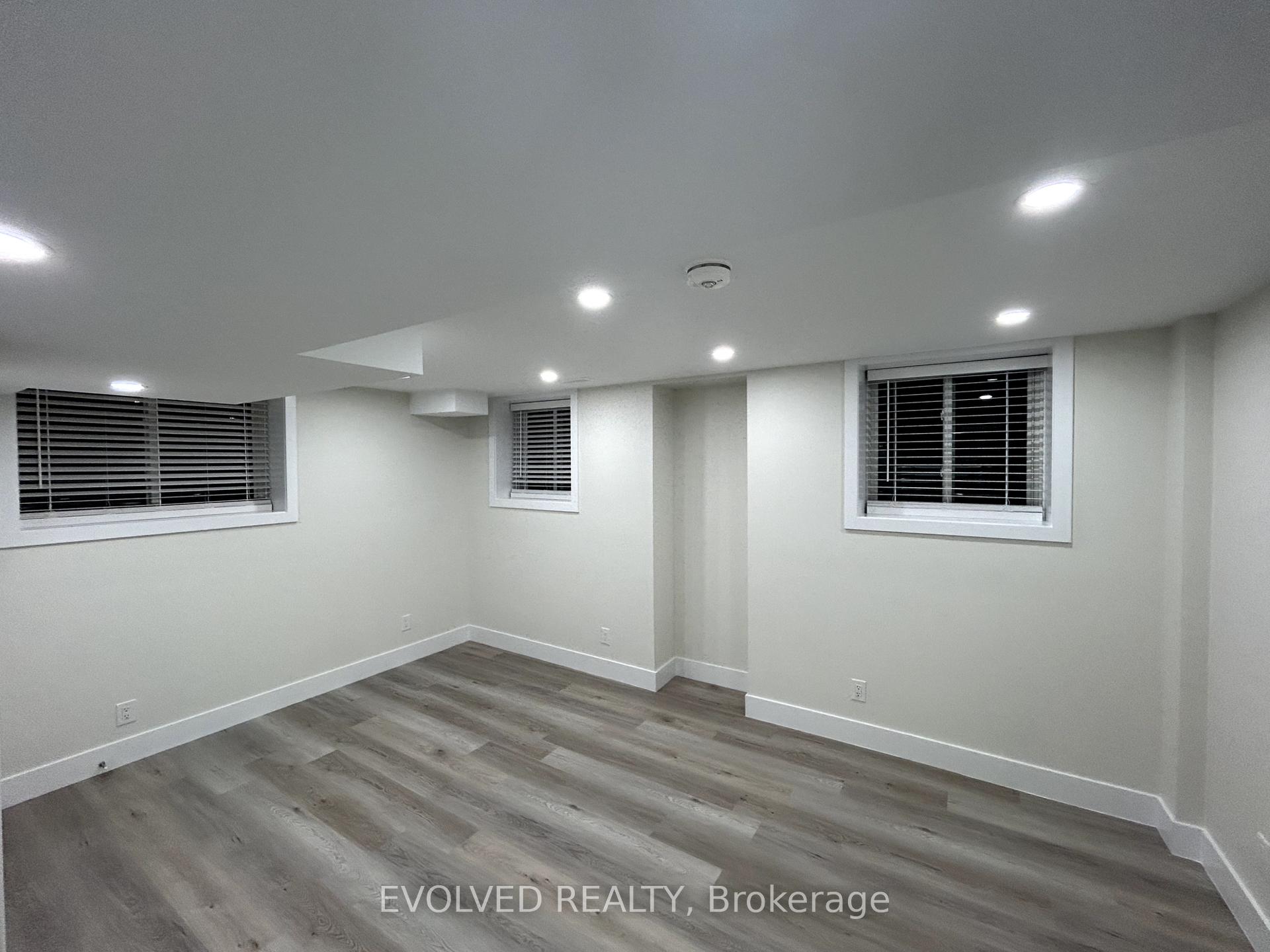 Photo 13 of Unit Lower Level, 42 Cannes Avenue, Vaughan, Vellore Village — HOMEH
