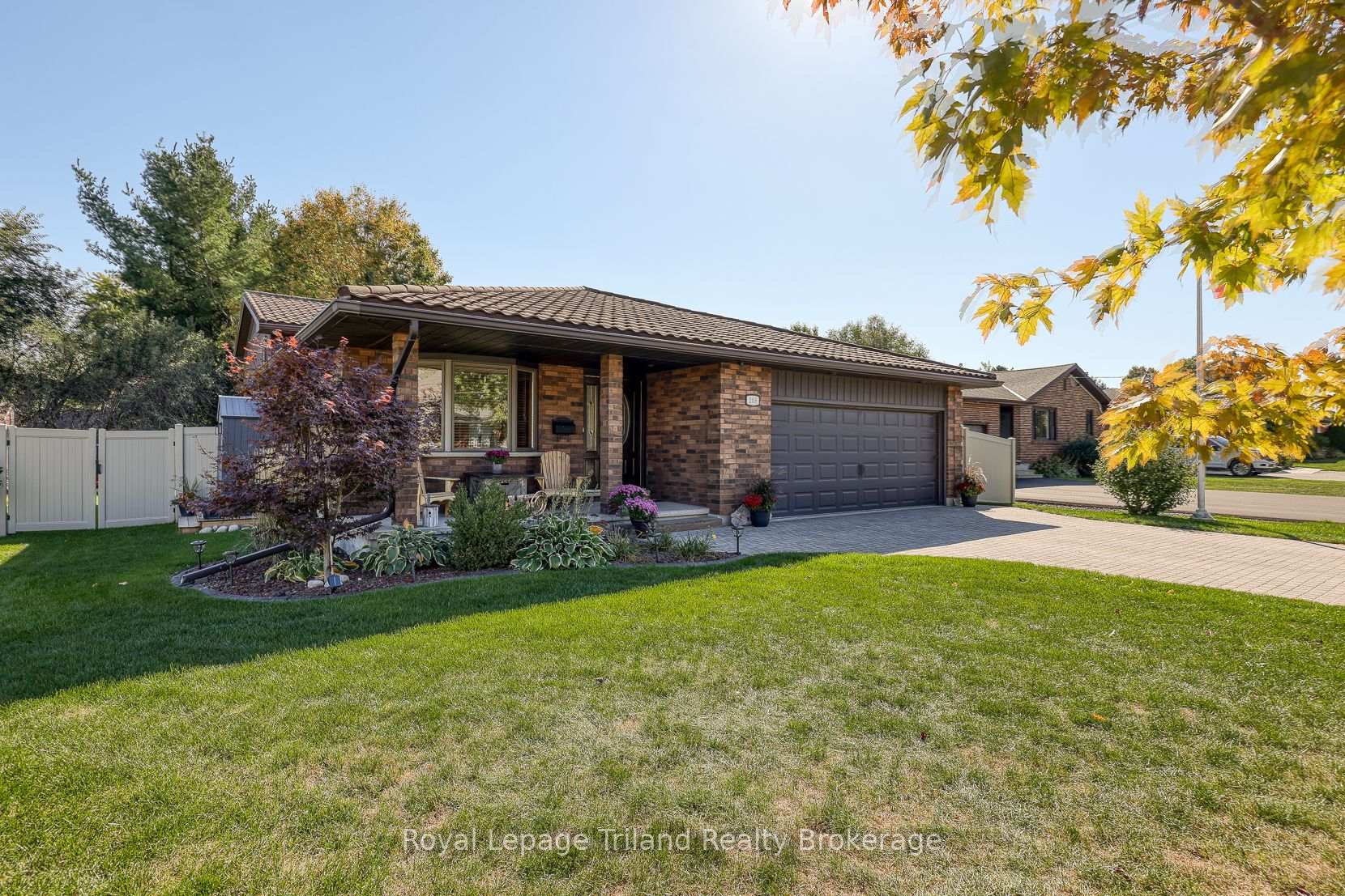 Photo 2 of 209 Brock Street, Zorra, Thamesford — HOMEH