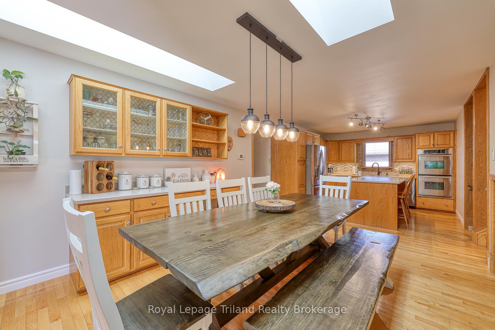 Photo 11 of 209 Brock Street, Zorra, Thamesford — HOMEH