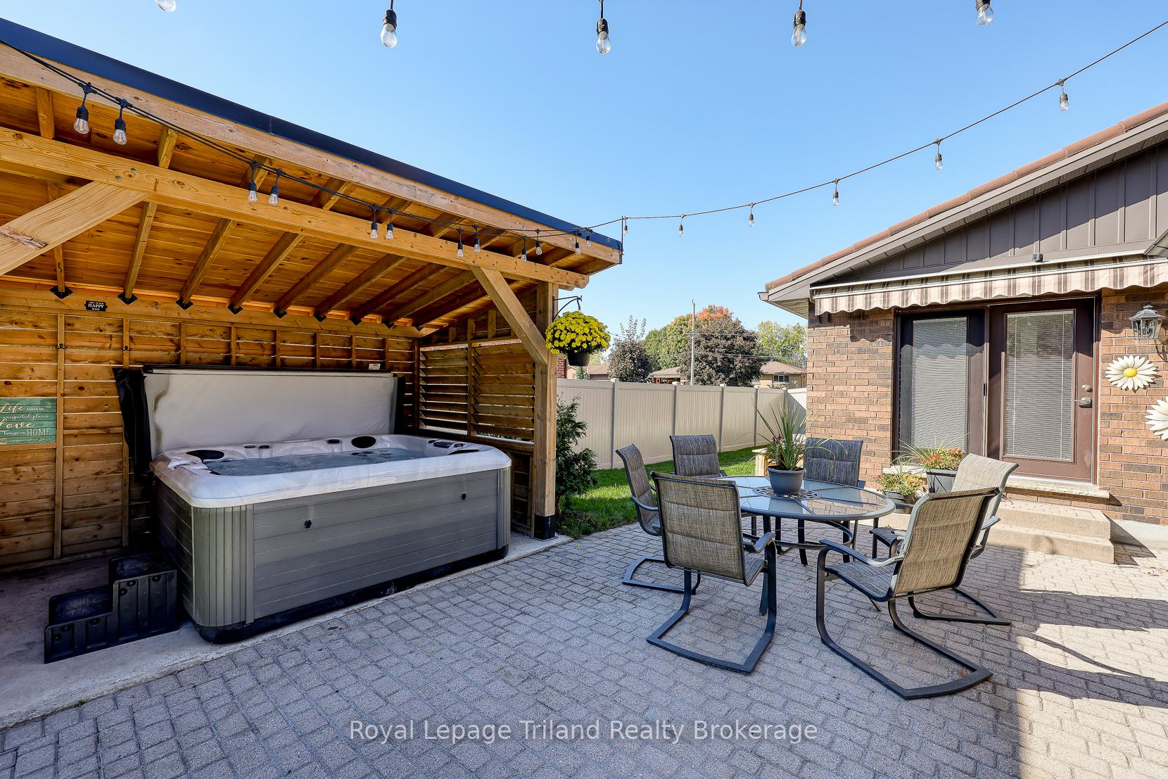 Photo 40 of 209 Brock Street, Zorra, Thamesford — HOMEH