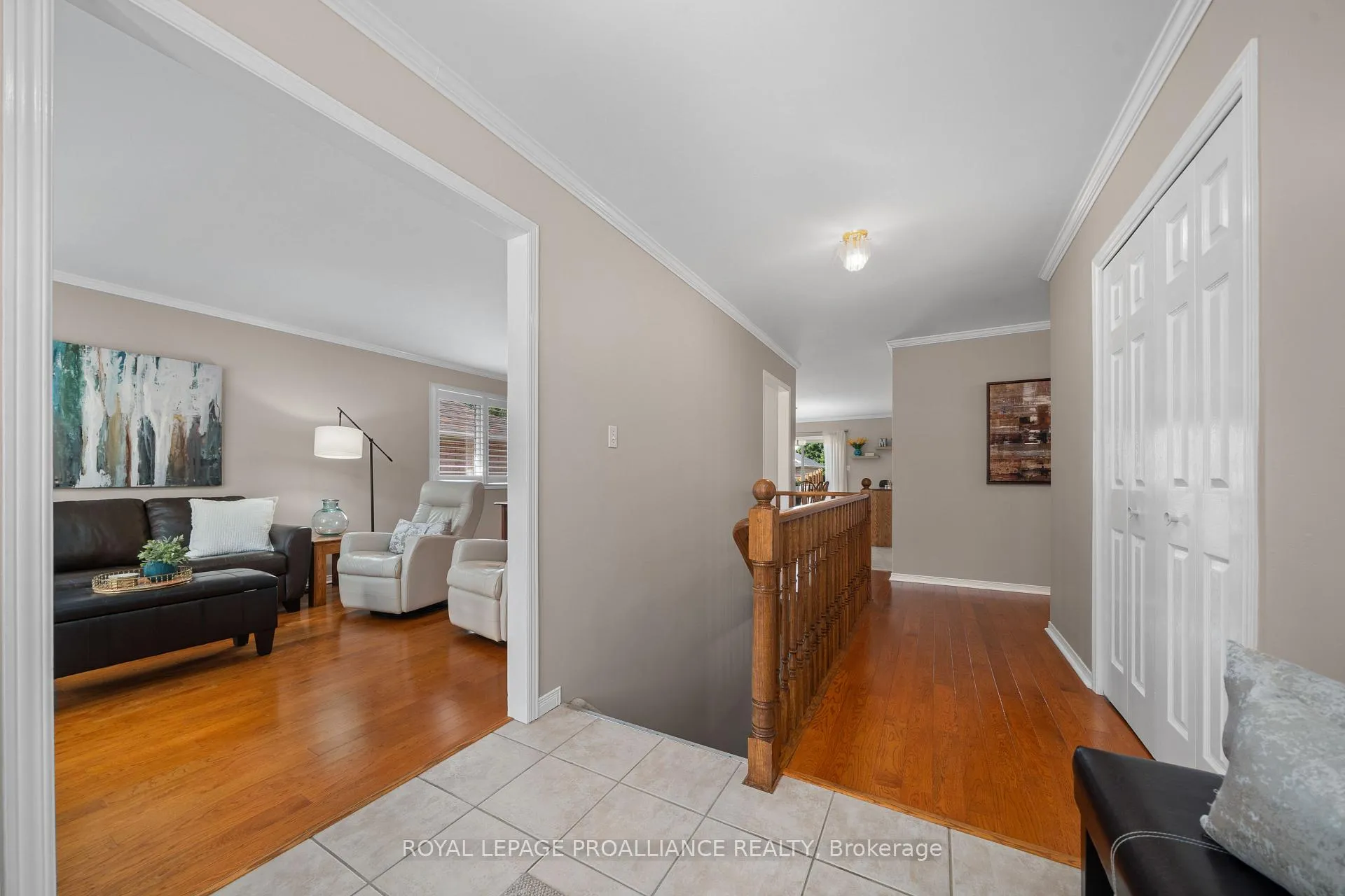Photo 8 of 36 Oak Ridge Boulevard, Belleville, Belleville Ward — HOMEH
