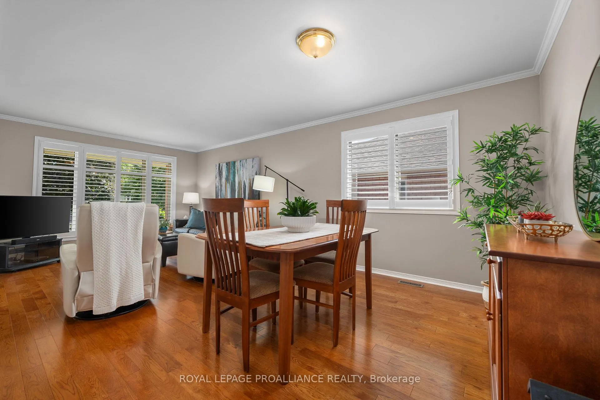 Photo 11 of 36 Oak Ridge Boulevard, Belleville, Belleville Ward — HOMEH