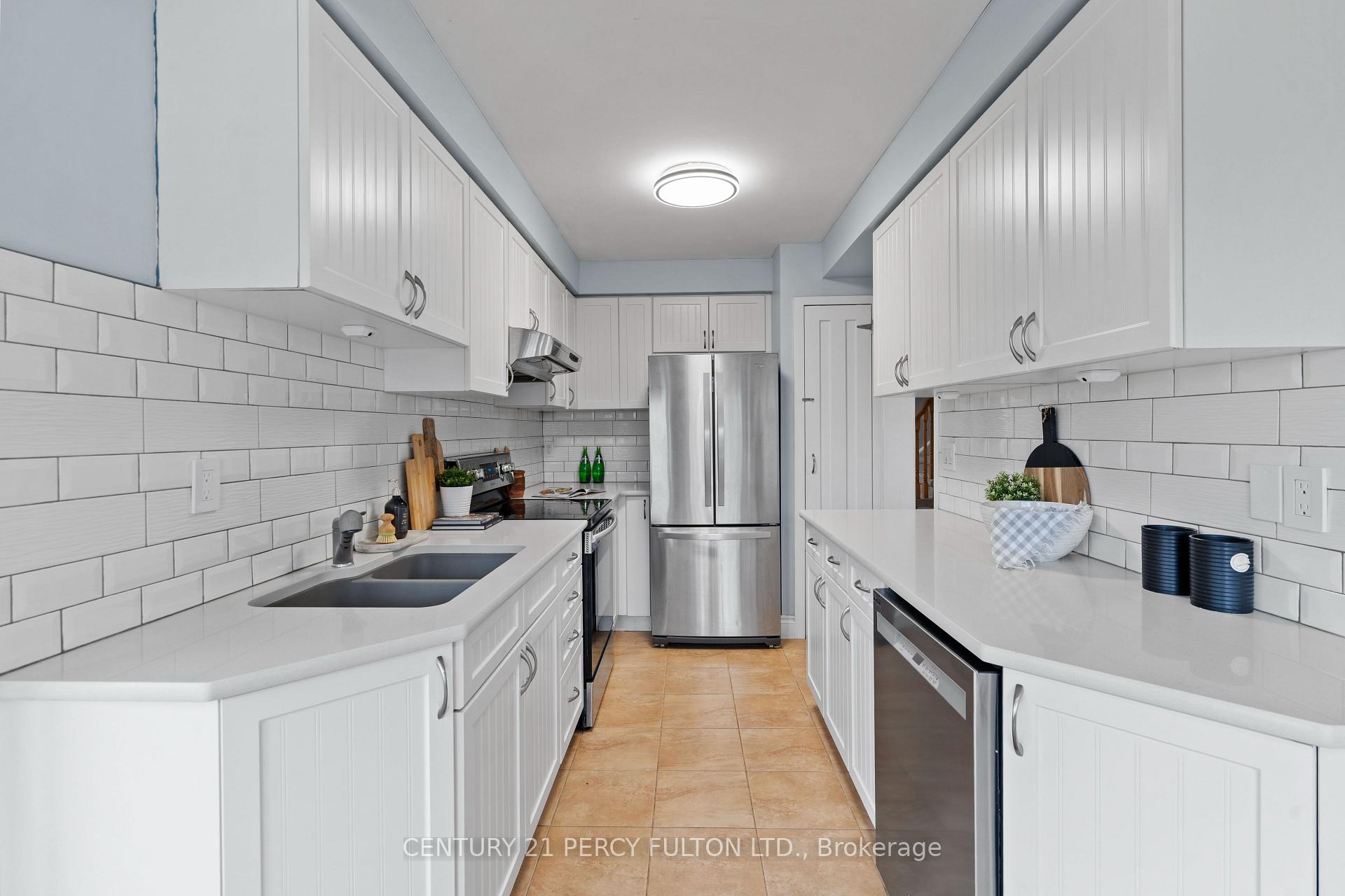 Photo 9 of 25 Heaver Drive, Whitby, Pringle Creek — HOMEH