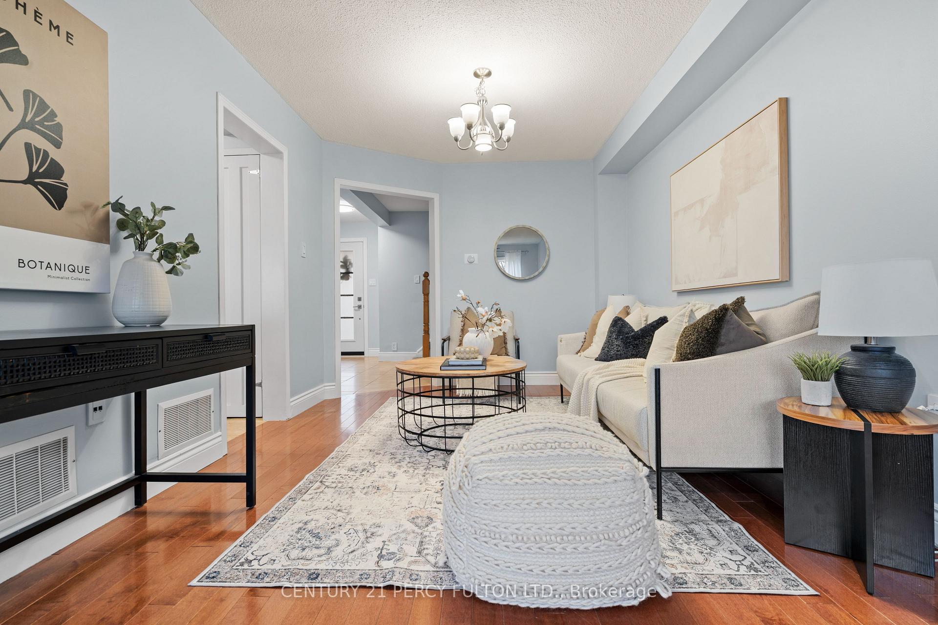 Photo 15 of 25 Heaver Drive, Whitby, Pringle Creek — HOMEH