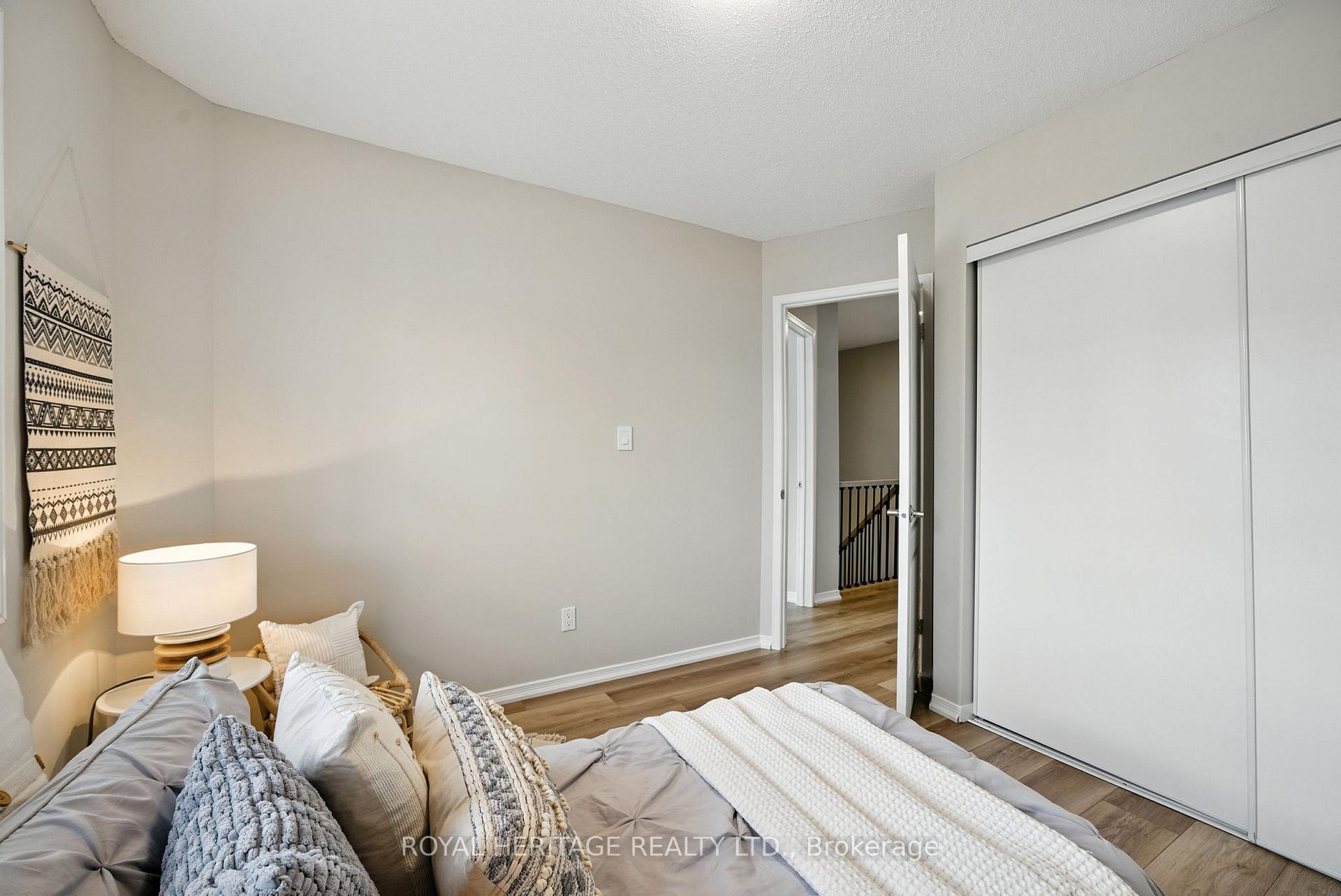 Photo 30 of 159 Carnwith Drive E, Whitby, Brooklin — HOMEH