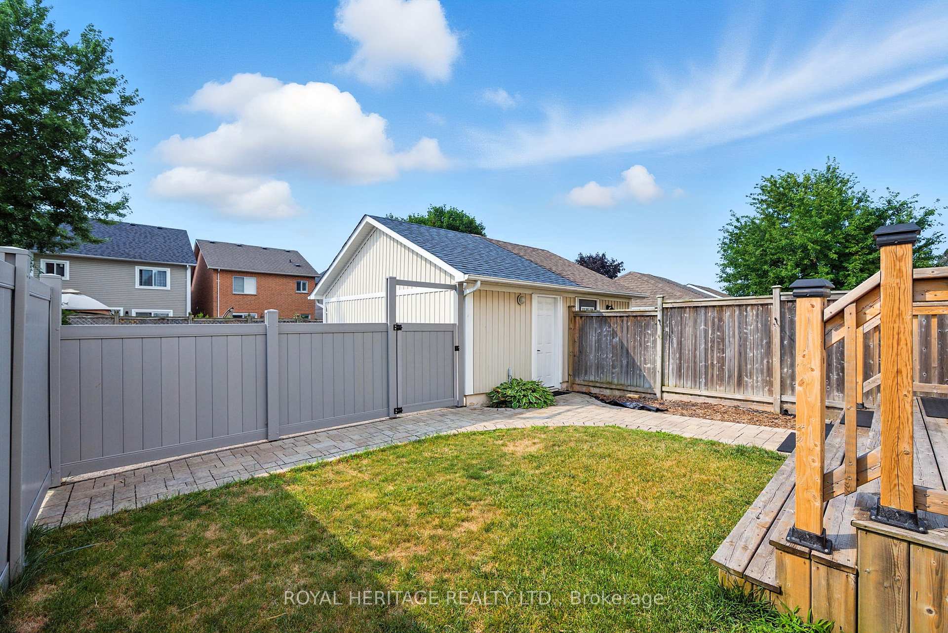 Photo 48 of 159 Carnwith Drive E, Whitby, Brooklin — HOMEH