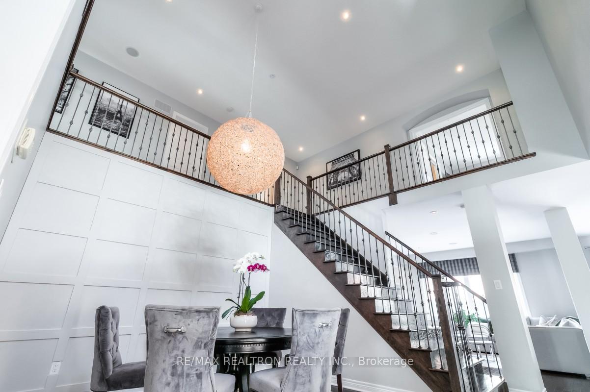 Photo 19 of 55 Herbert Wales Crescent, Markham, Victoria Square — HOMEH