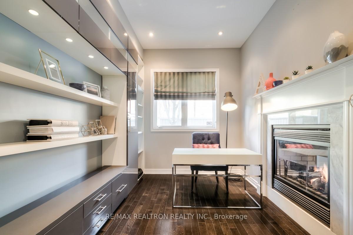 Photo 21 of 55 Herbert Wales Crescent, Markham, Victoria Square — HOMEH