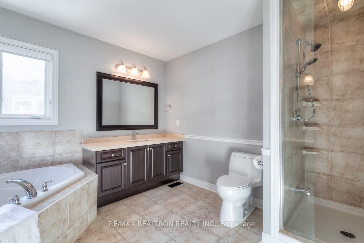 Photo 24 of 55 Herbert Wales Crescent, Markham, Victoria Square — HOMEH