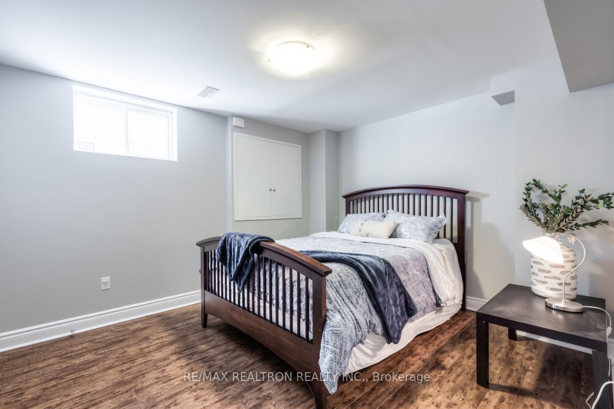 Photo 35 of 55 Herbert Wales Crescent, Markham, Victoria Square — HOMEH