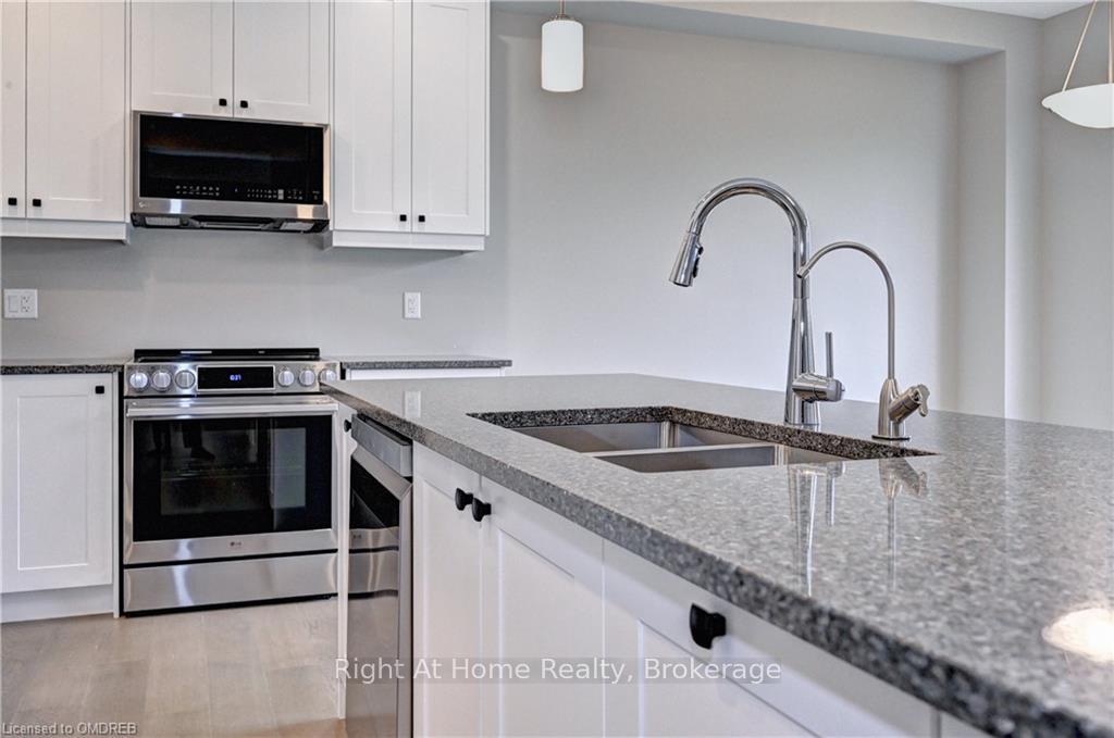 Photo 12 of 442 Westhaven Street, Waterloo — HOMEH