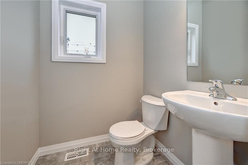 Photo 16 of 442 Westhaven Street, Waterloo — HOMEH