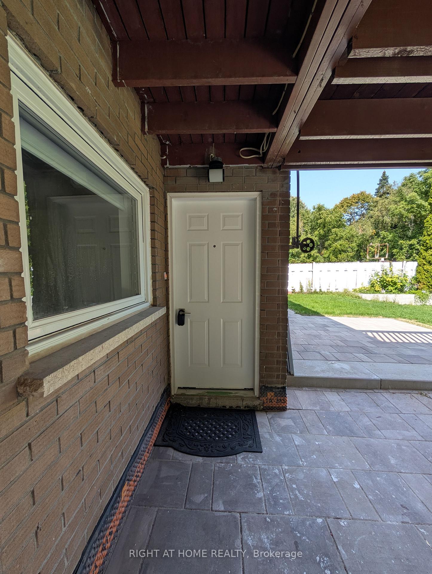 Photo 9 of 251 Meadow Road, Whitby, Blue Grass Meadows — HOMEH
