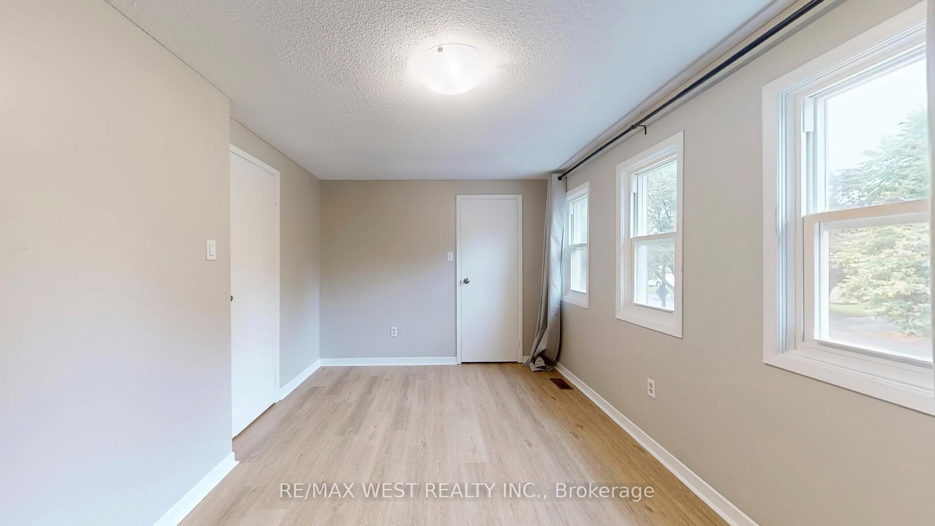 Photo 35 of 52 Radford Drive, Ajax, Central West — HOMEH