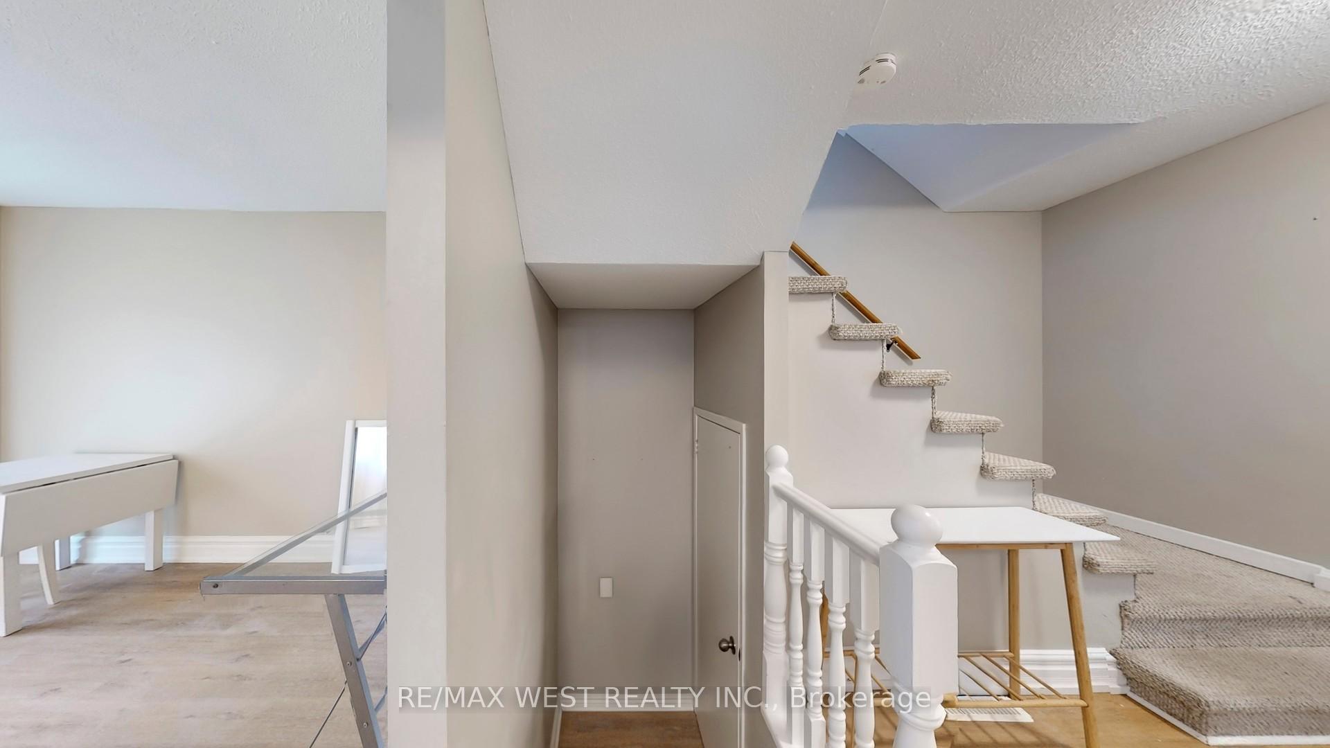 Photo 44 of 52 Radford Drive, Ajax, Central West — HOMEH