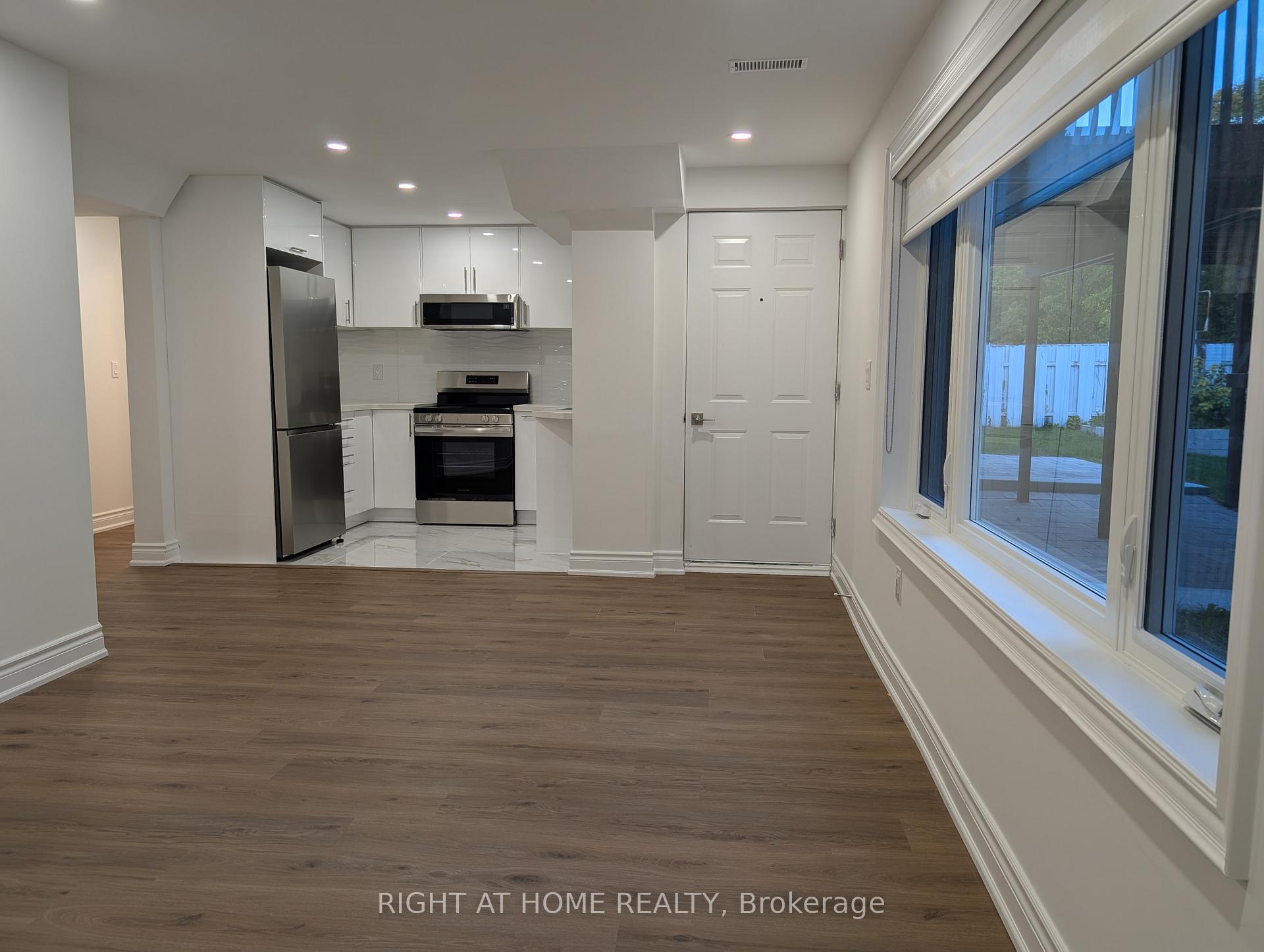 Photo 8 of Unit Unit 1, 251 Meadow Road, Whitby, Blue Grass Meadows — HOMEH