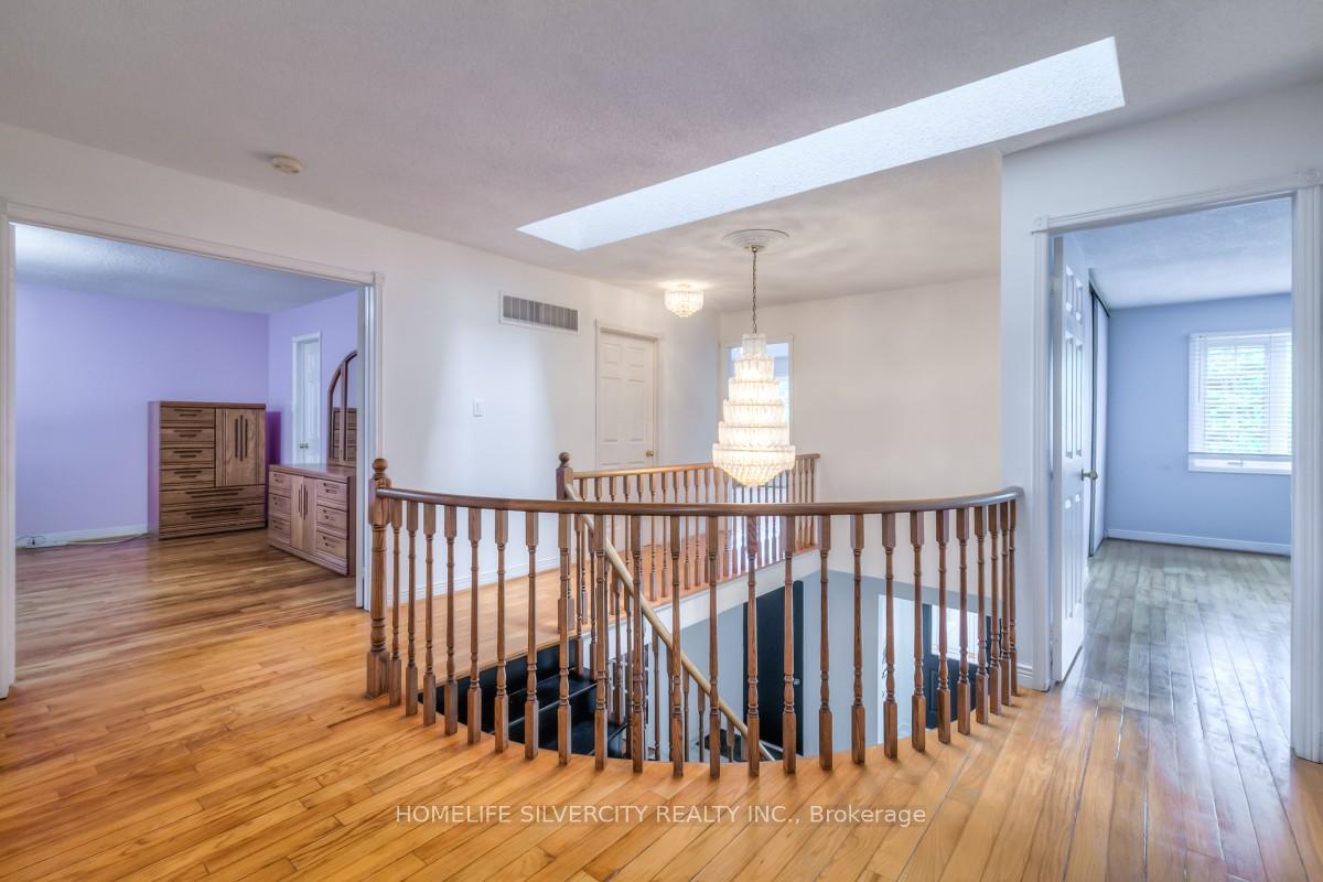 Photo 11 of 5 Braebrook Drive, Whitby, Rolling Acres — HOMEH