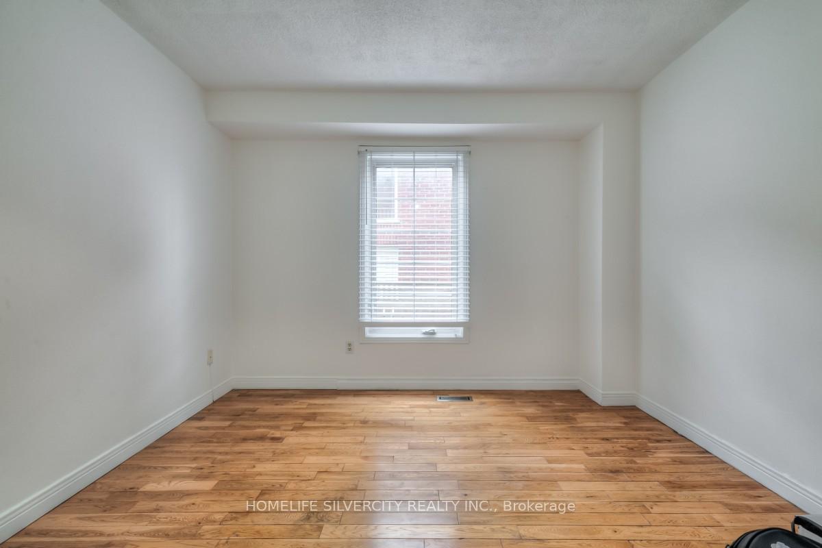 Photo 15 of 5 Braebrook Drive, Whitby, Rolling Acres — HOMEH
