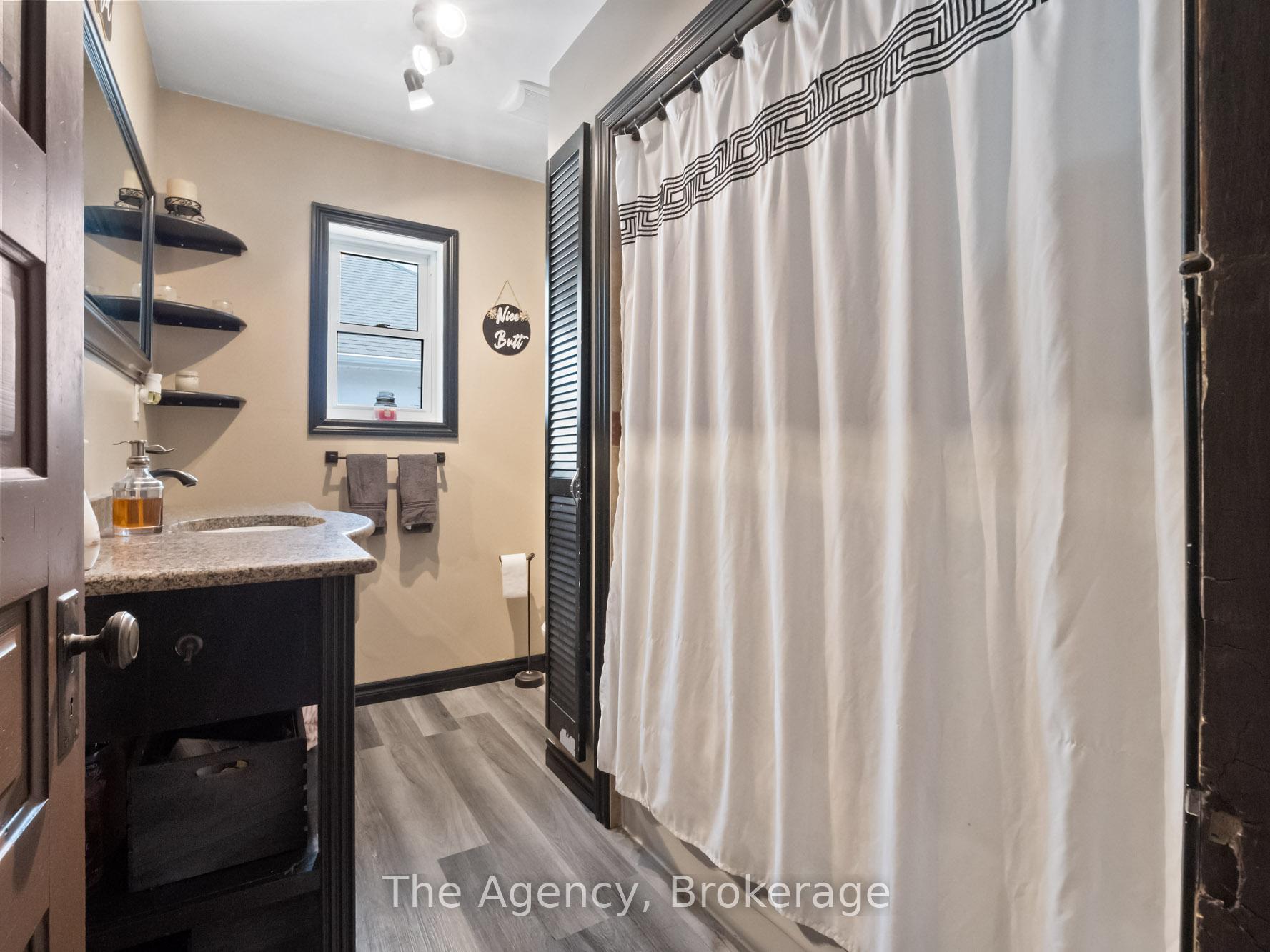 Photo 20 of 48 Grove Street, Welland, Welland Downtown — HOMEH