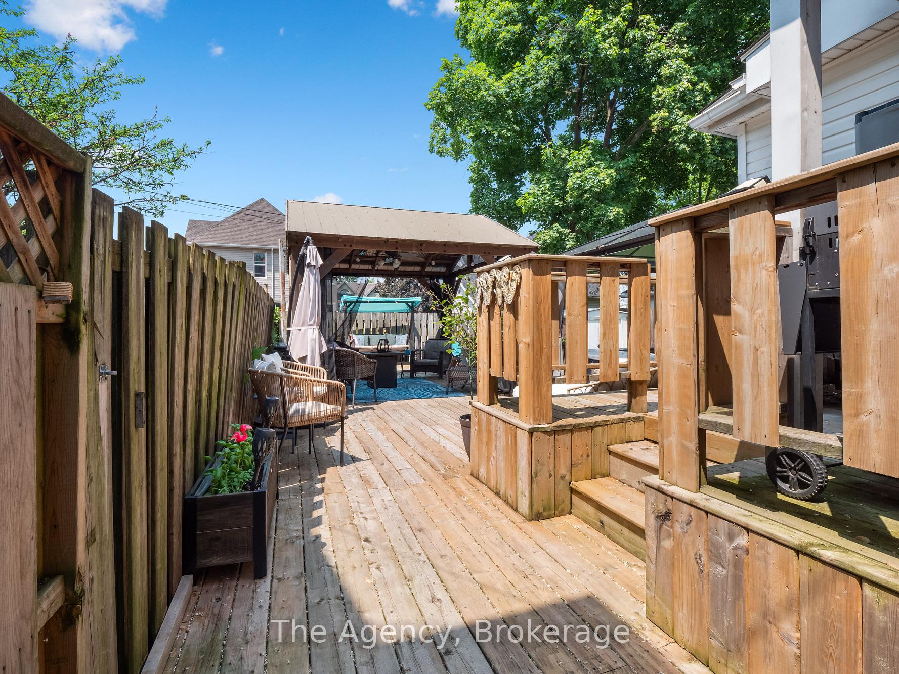Photo 32 of 48 Grove Street, Welland, Welland Downtown — HOMEH