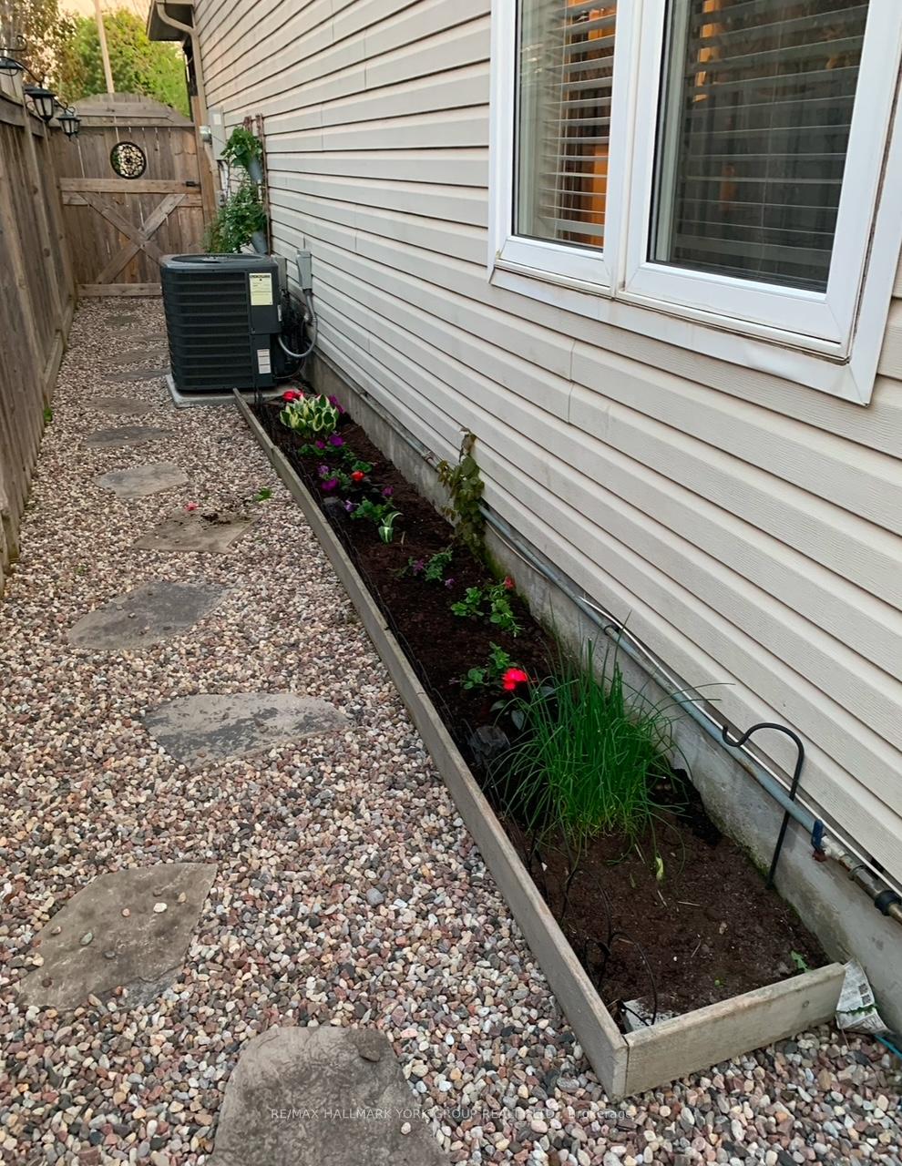 Photo 15 of 48 Primeau Avenue, Whitby, Brooklin — HOMEH
