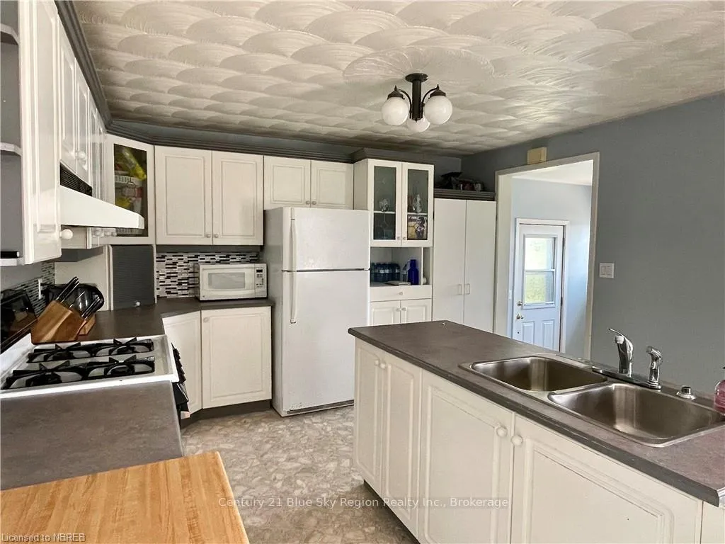 Photo 8 of 234 Levert Drive, West Nipissing, Sturgeon Falls — HOMEH
