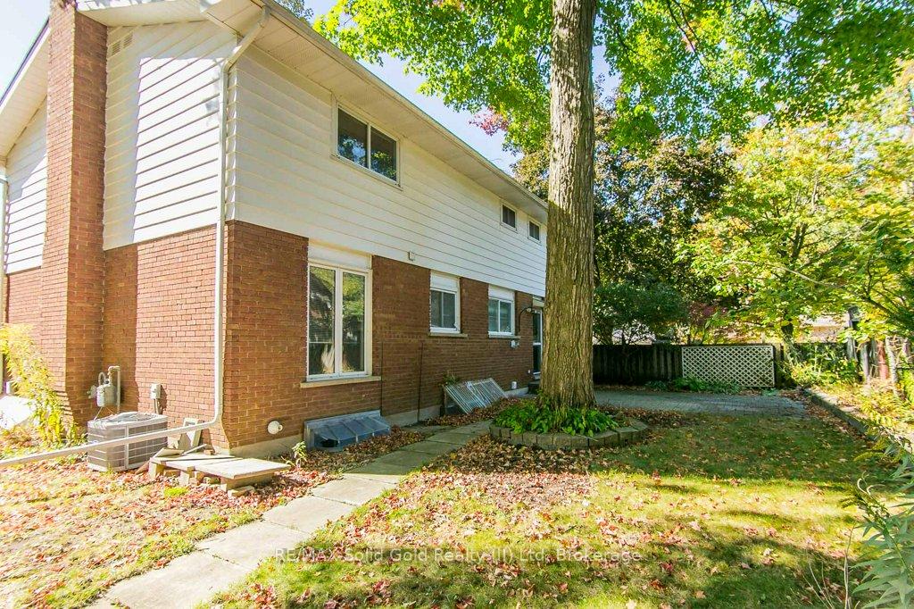 Photo 40 of 464 Hazel Street, Waterloo — HOMEH