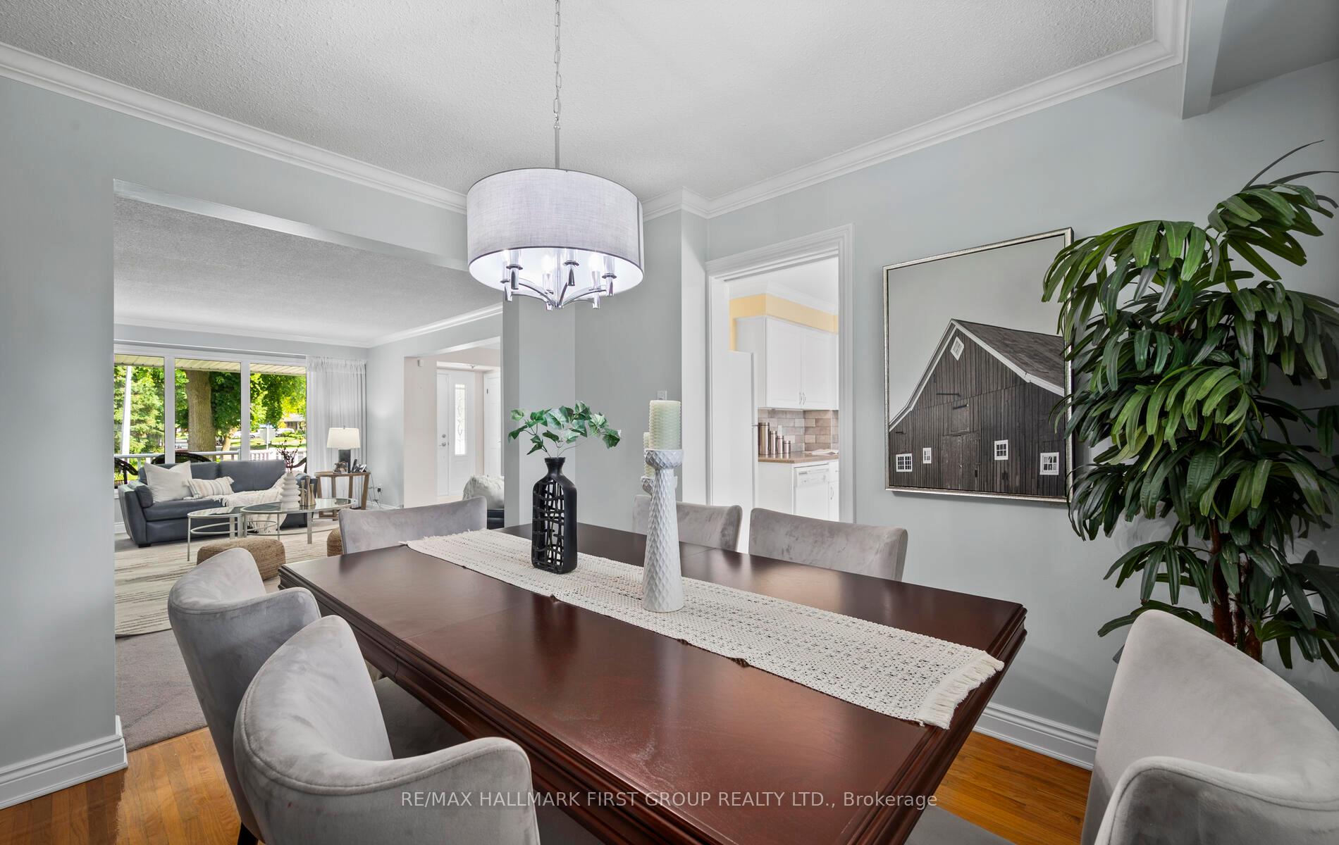 Photo 5 of 31 Michael Boulevard, Whitby, Lynde Creek — HOMEH