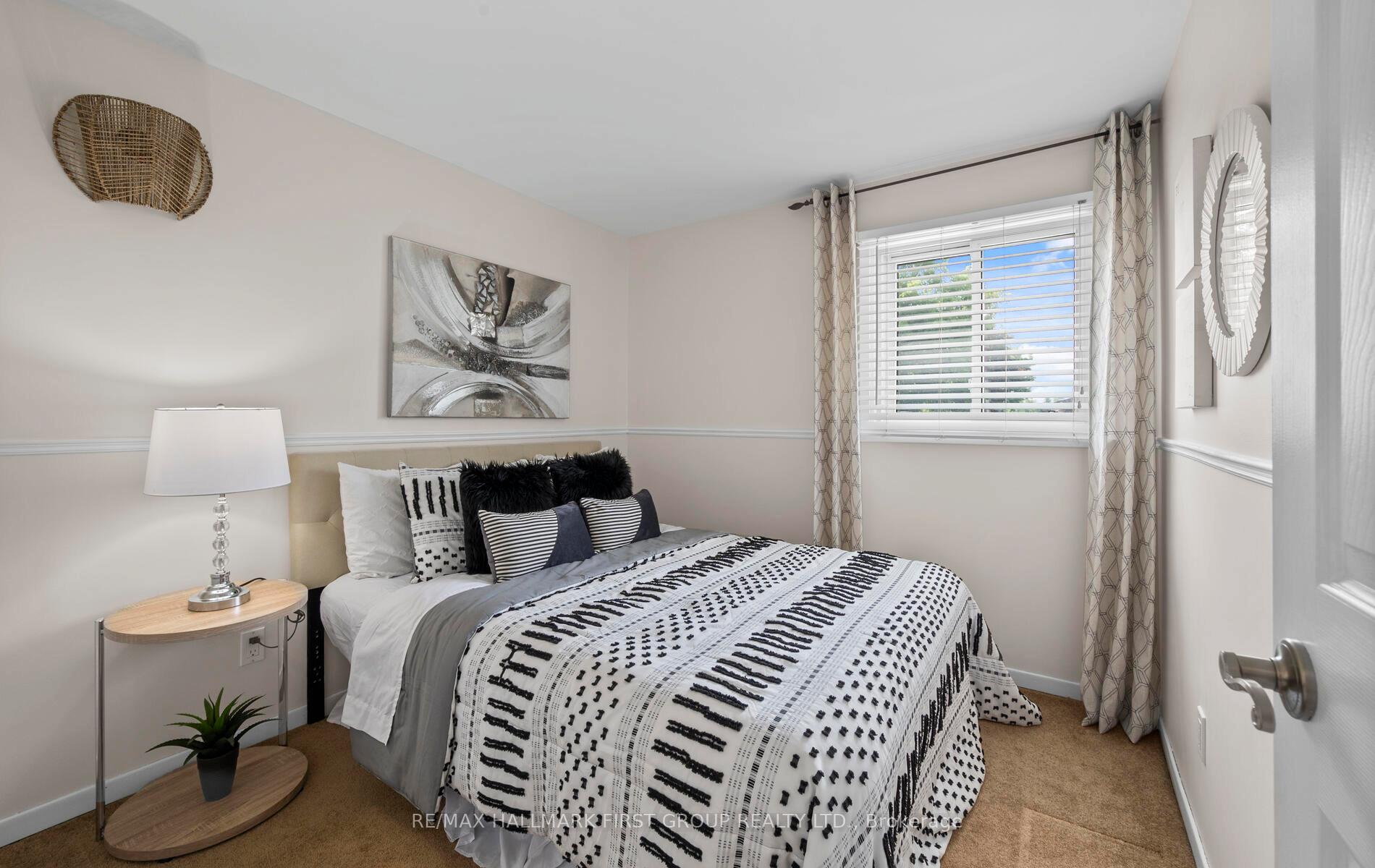 Photo 14 of 31 Michael Boulevard, Whitby, Lynde Creek — HOMEH