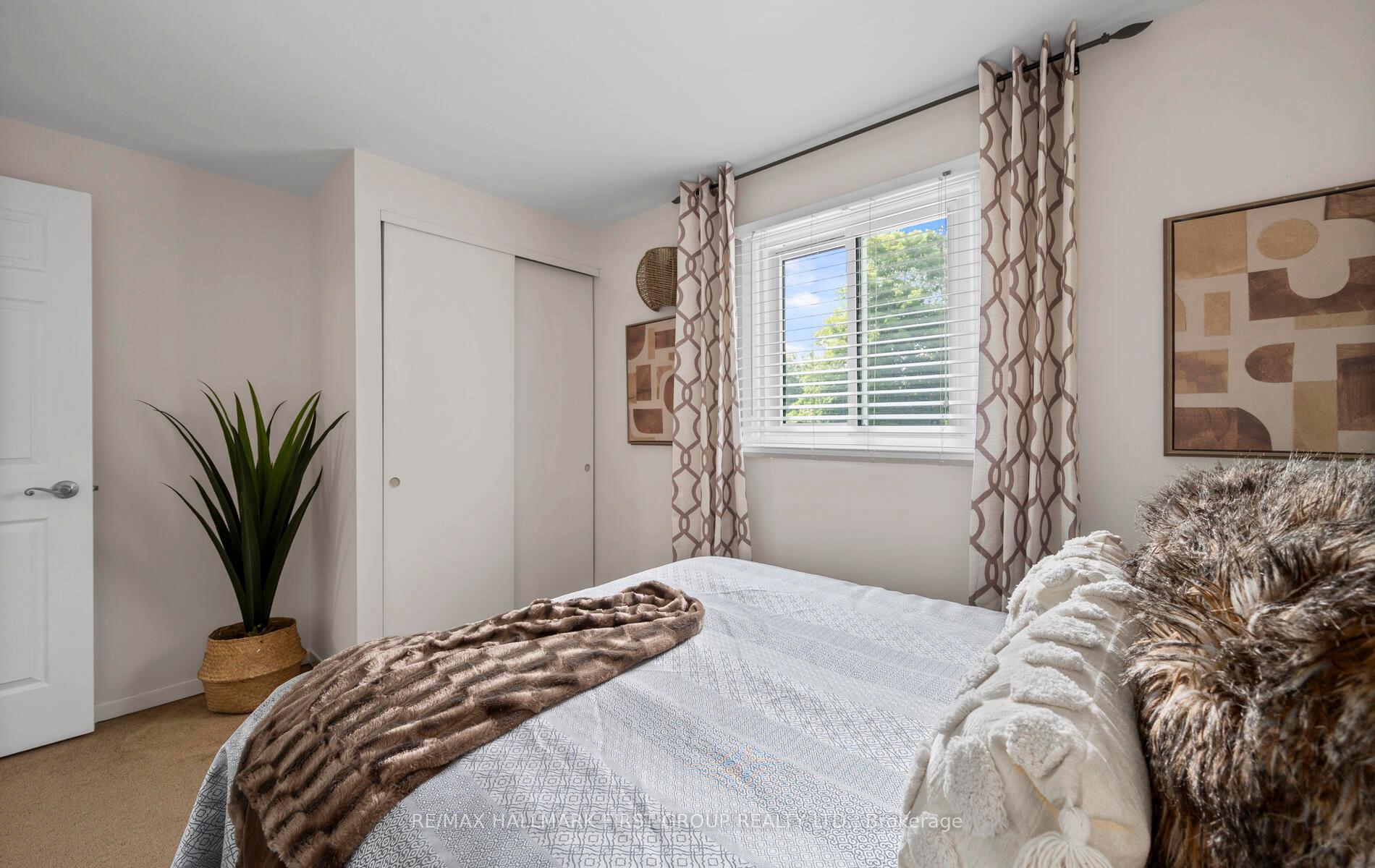 Photo 15 of 31 Michael Boulevard, Whitby, Lynde Creek — HOMEH