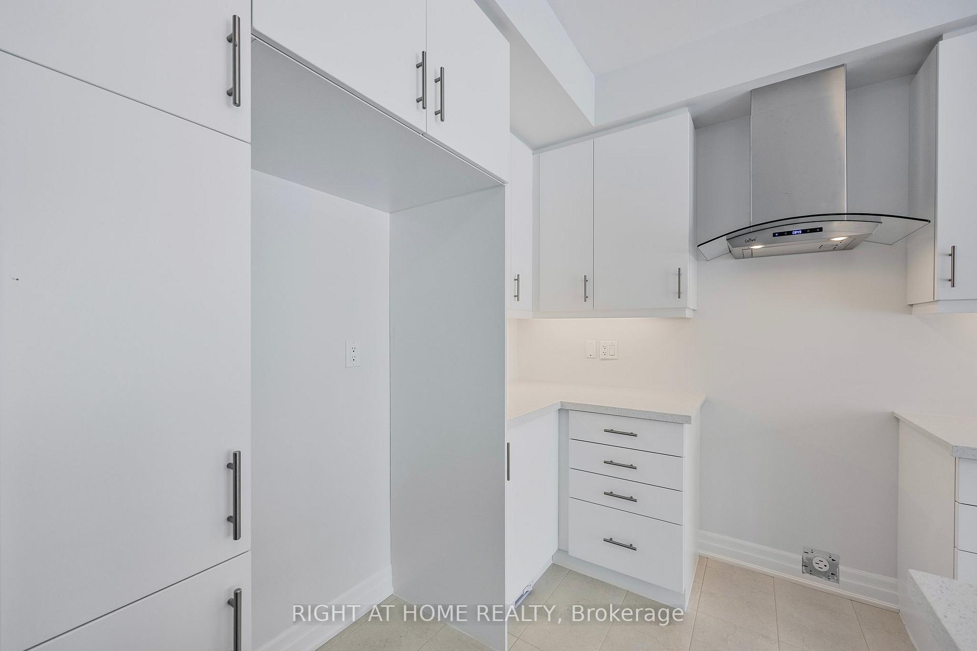 Photo 12 of 127 Union Boulevard, Wasaga Beach — HOMEH