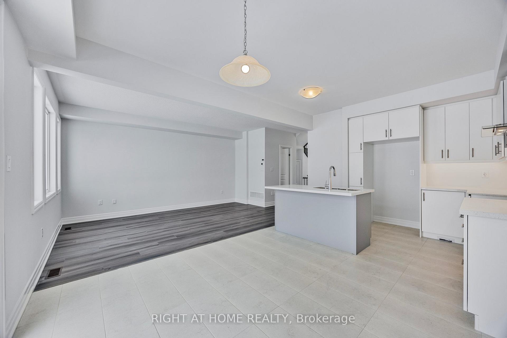 Photo 19 of 127 Union Boulevard, Wasaga Beach — HOMEH