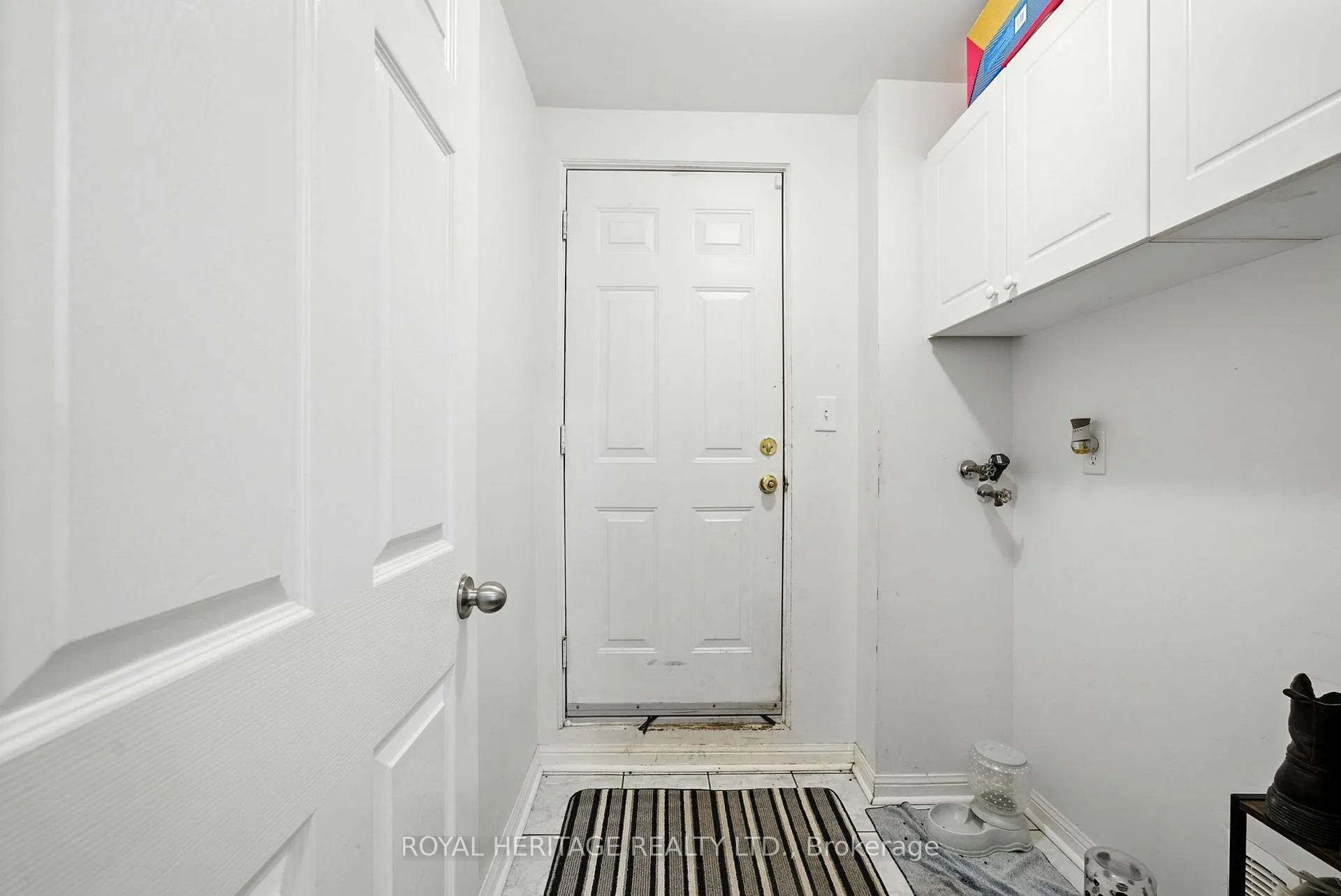 Photo 18 of 337 Ferndale Drive S, Barrie, Ardagh — HOMEH