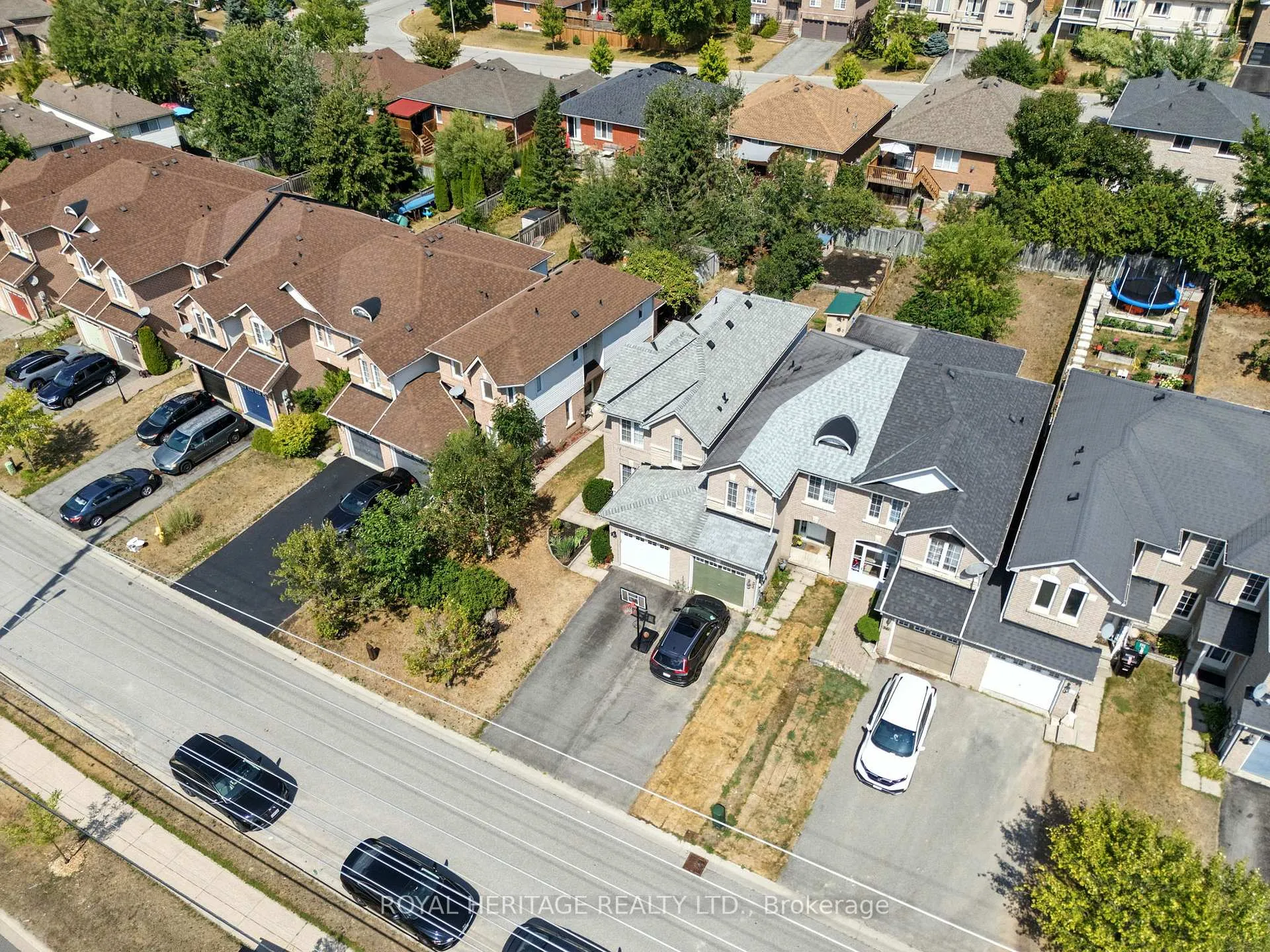 Photo 32 of 337 Ferndale Drive S, Barrie, Ardagh — HOMEH