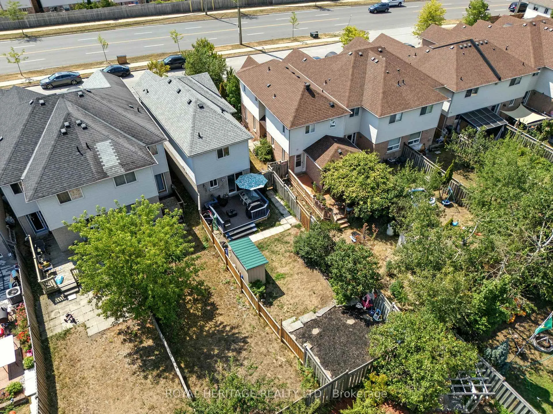 Photo 35 of 337 Ferndale Drive S, Barrie, Ardagh — HOMEH