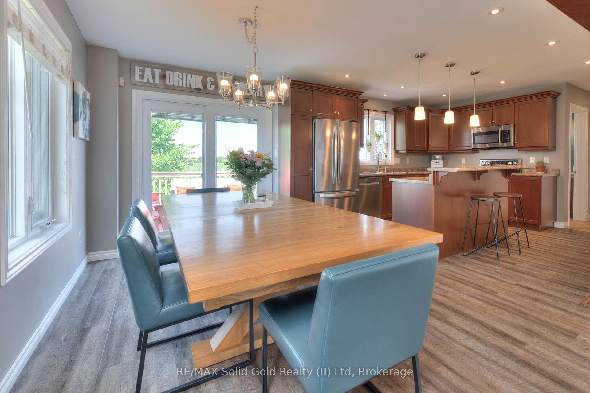 Photo 11 of 210 First Street W, Woolwich — HOMEH