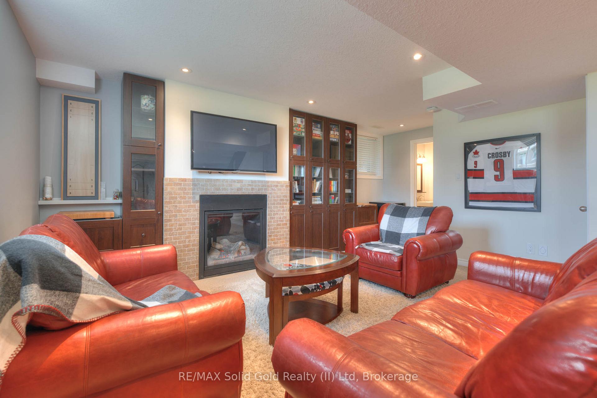 Photo 33 of 210 First Street W, Woolwich — HOMEH