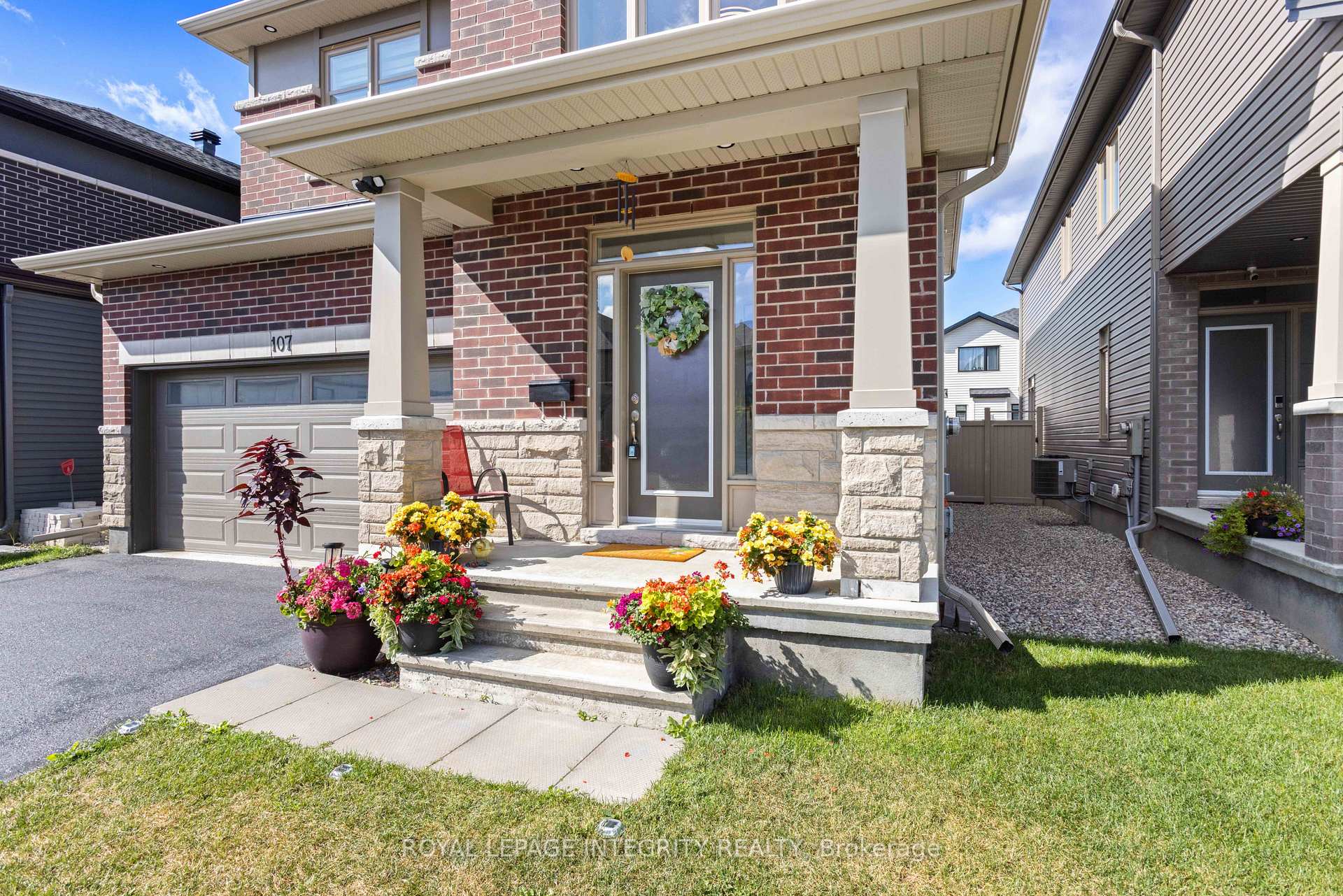 Photo 3 of 107 Heirloom Street, Ottawa, Riverside South/Gloucester Glen — HOMEH