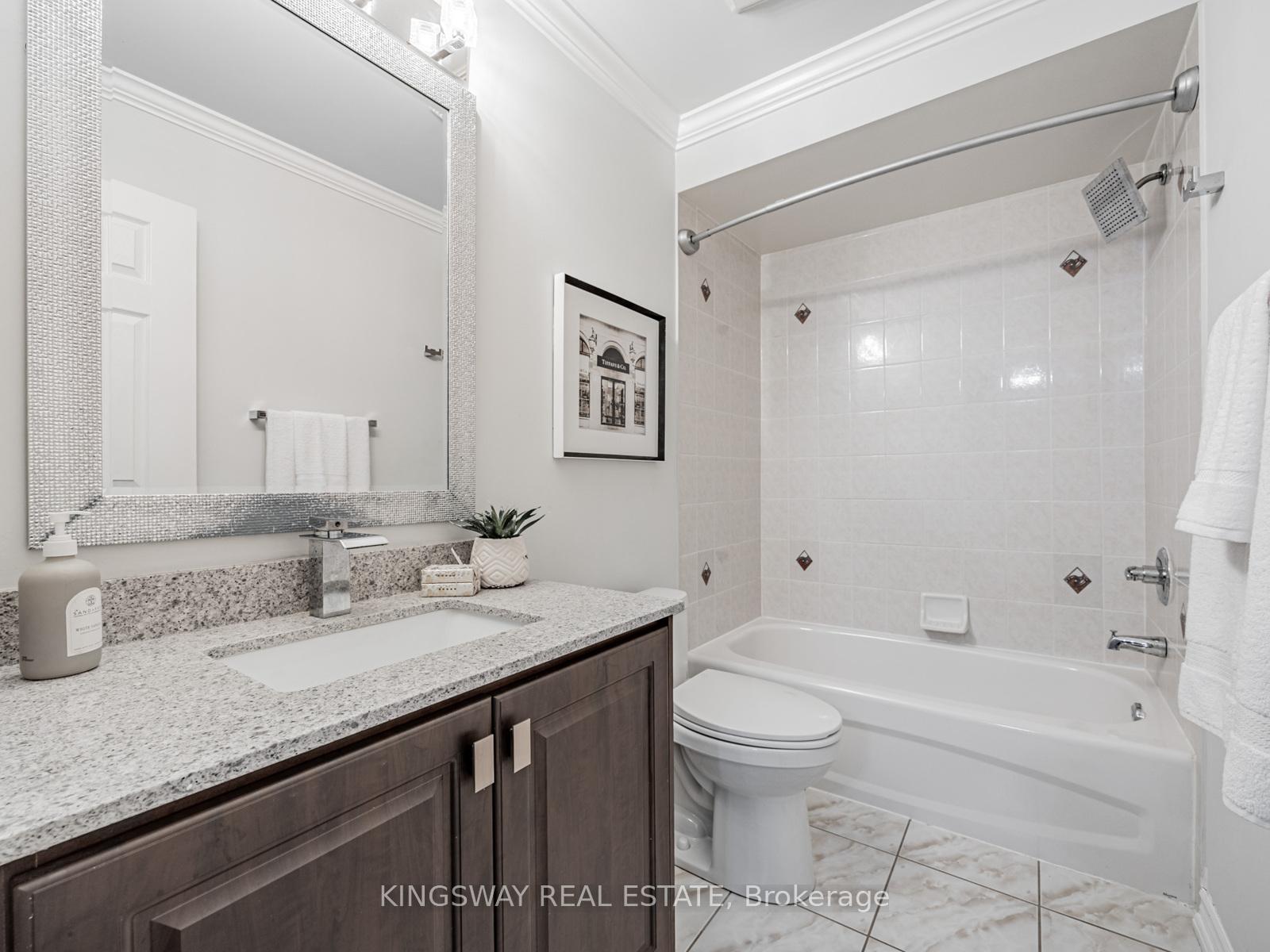 Photo 18 of 150 Kirkland Place, Whitby, Williamsburg — HOMEH
