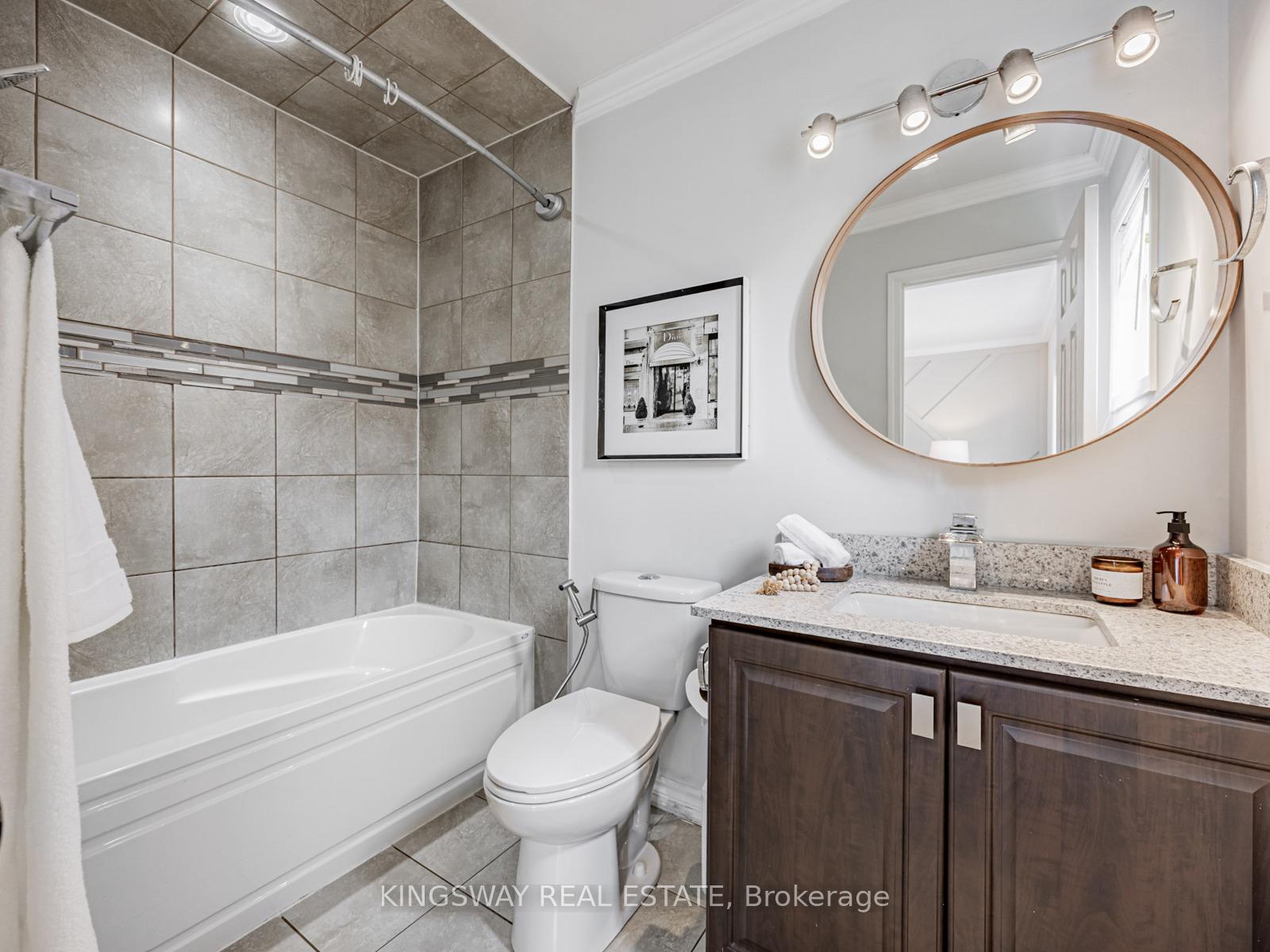 Photo 22 of 150 Kirkland Place, Whitby, Williamsburg — HOMEH