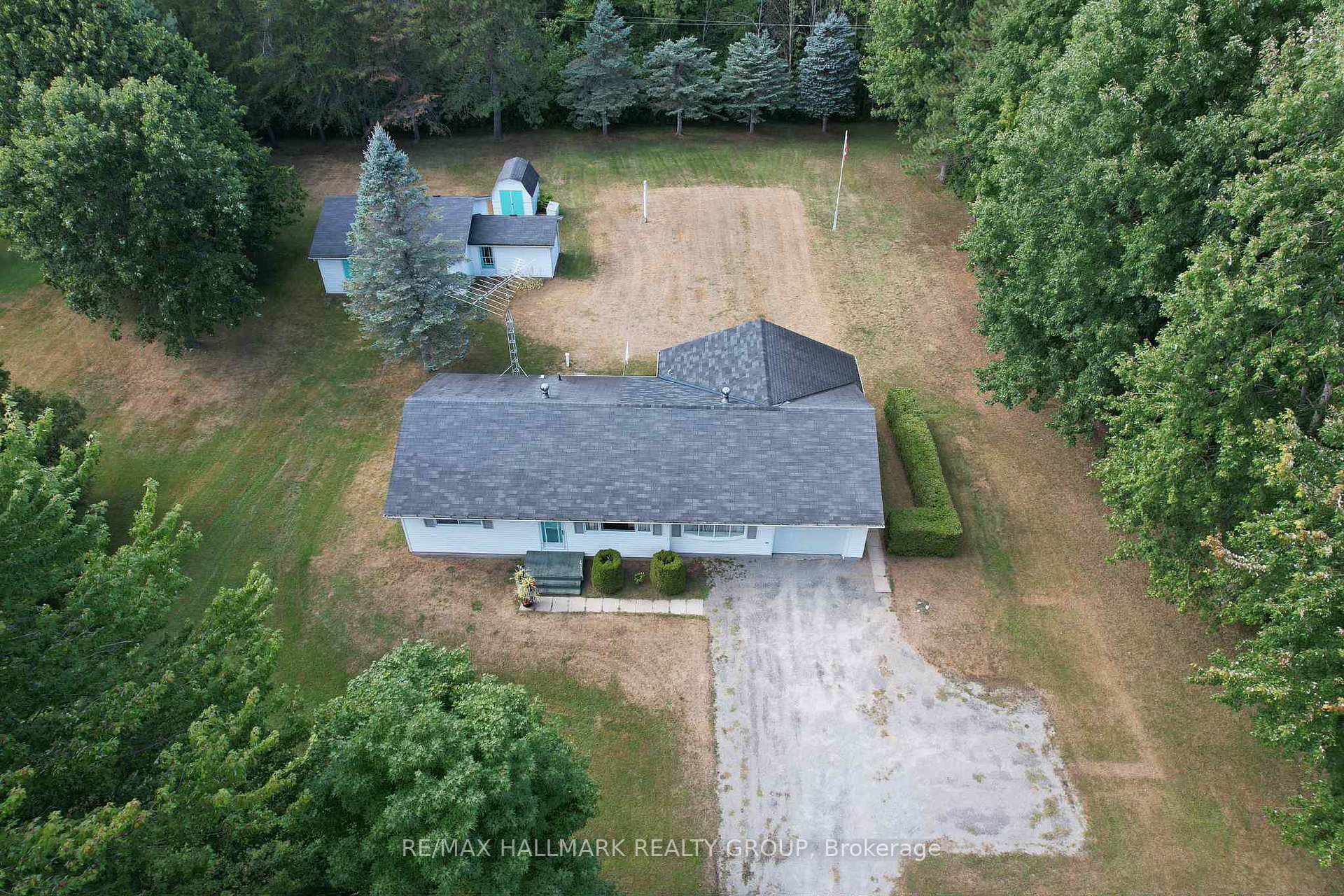 Photo 5 of 5542 Algonquin Road, Augusta, Augusta Twp — HOMEH