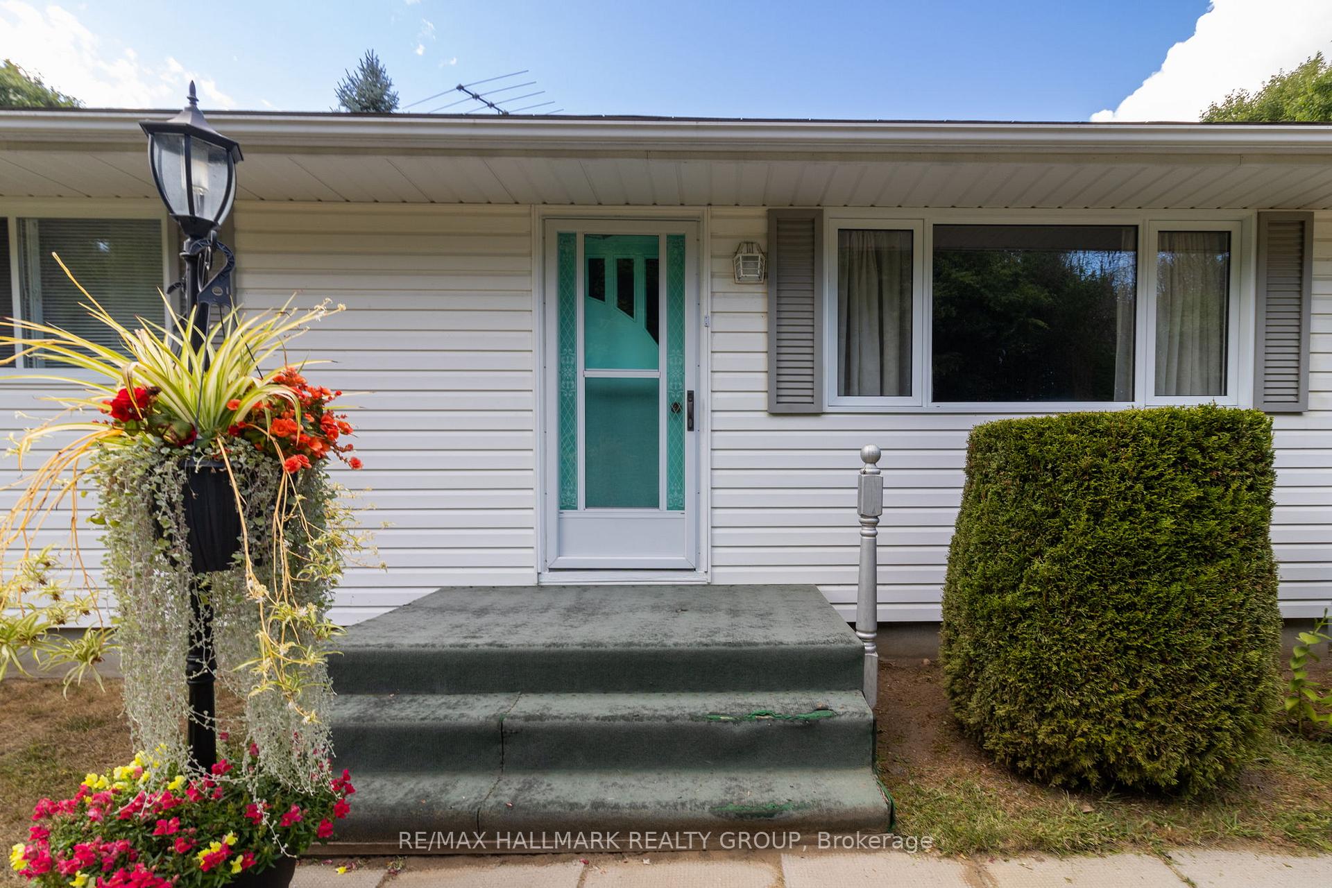 Photo 7 of 5542 Algonquin Road, Augusta, Augusta Twp — HOMEH