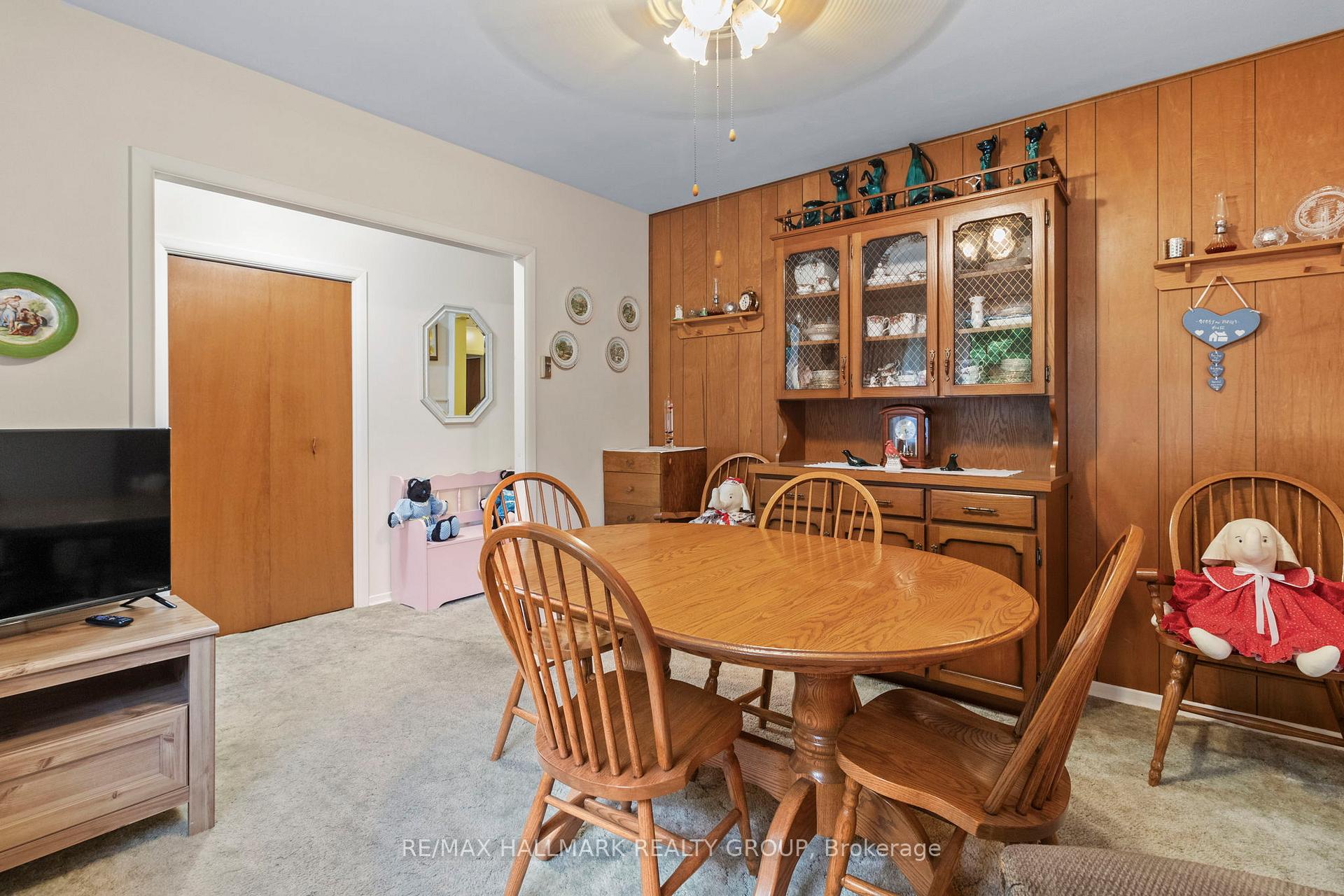 Photo 15 of 5542 Algonquin Road, Augusta, Augusta Twp — HOMEH